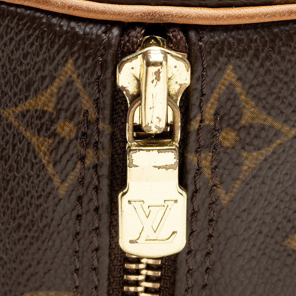 Louis Vuitton Monogram Canvas Papillon 26 Satchel (SHF-19863)