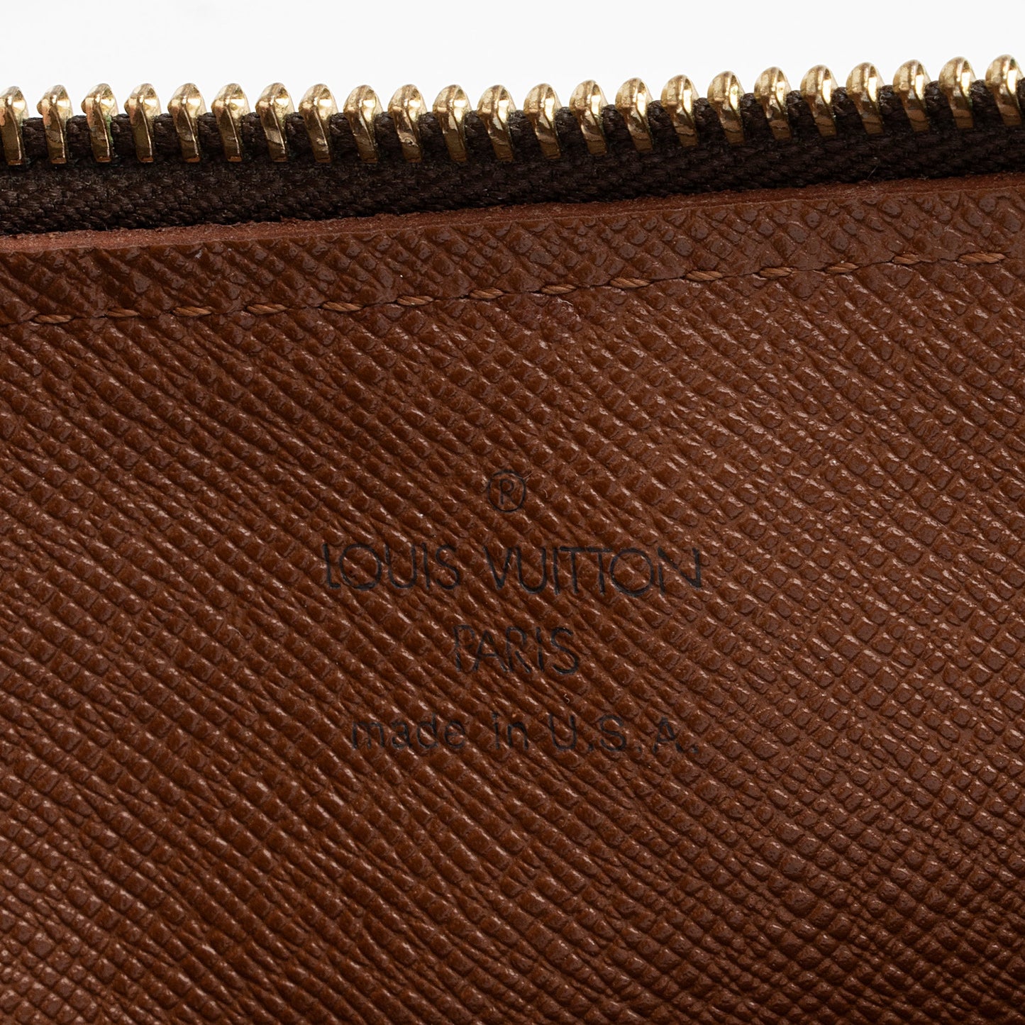 Louis Vuitton Monogram Canvas Papillon 26 Satchel (SHF-23766)