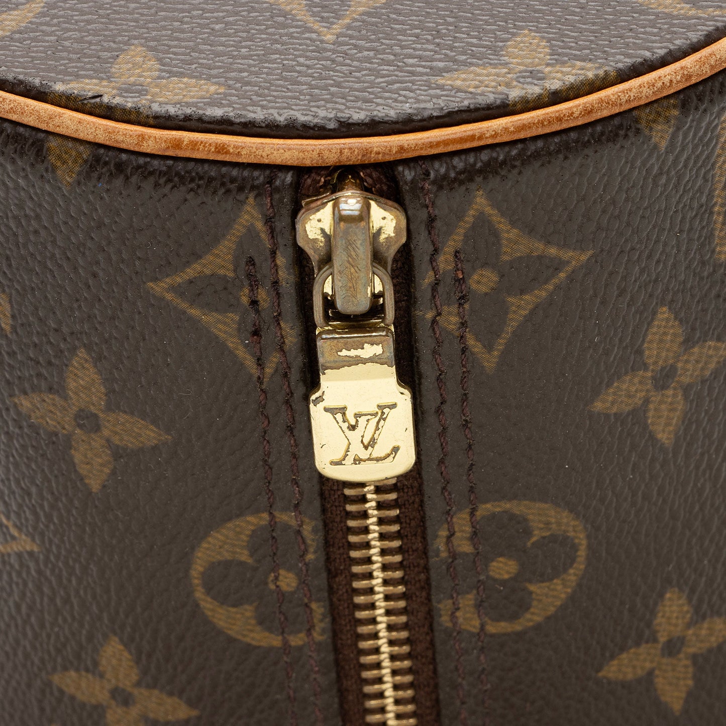 Louis Vuitton Monogram Canvas Papillon 26 Satchel (SHF-pjEJ2N)
