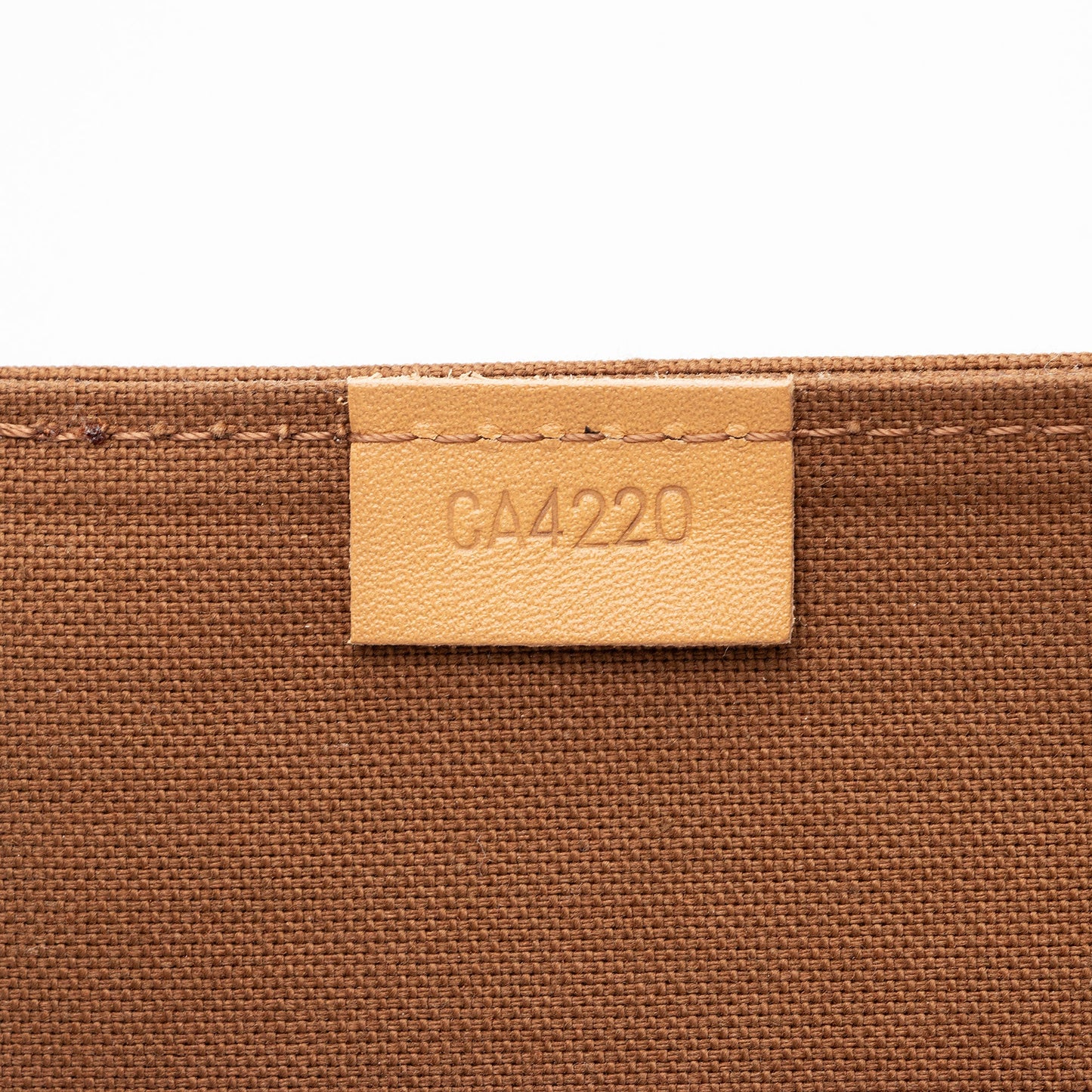 Louis Vuitton Monogram Canvas Petit Sac Plat Shoulder Bag (SHF-XKuDno)