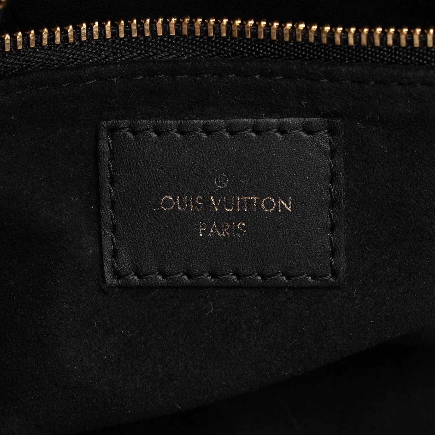 Louis Vuitton Monogram Canvas Petite Malle Souple Satchel (SHF-UveJUa)