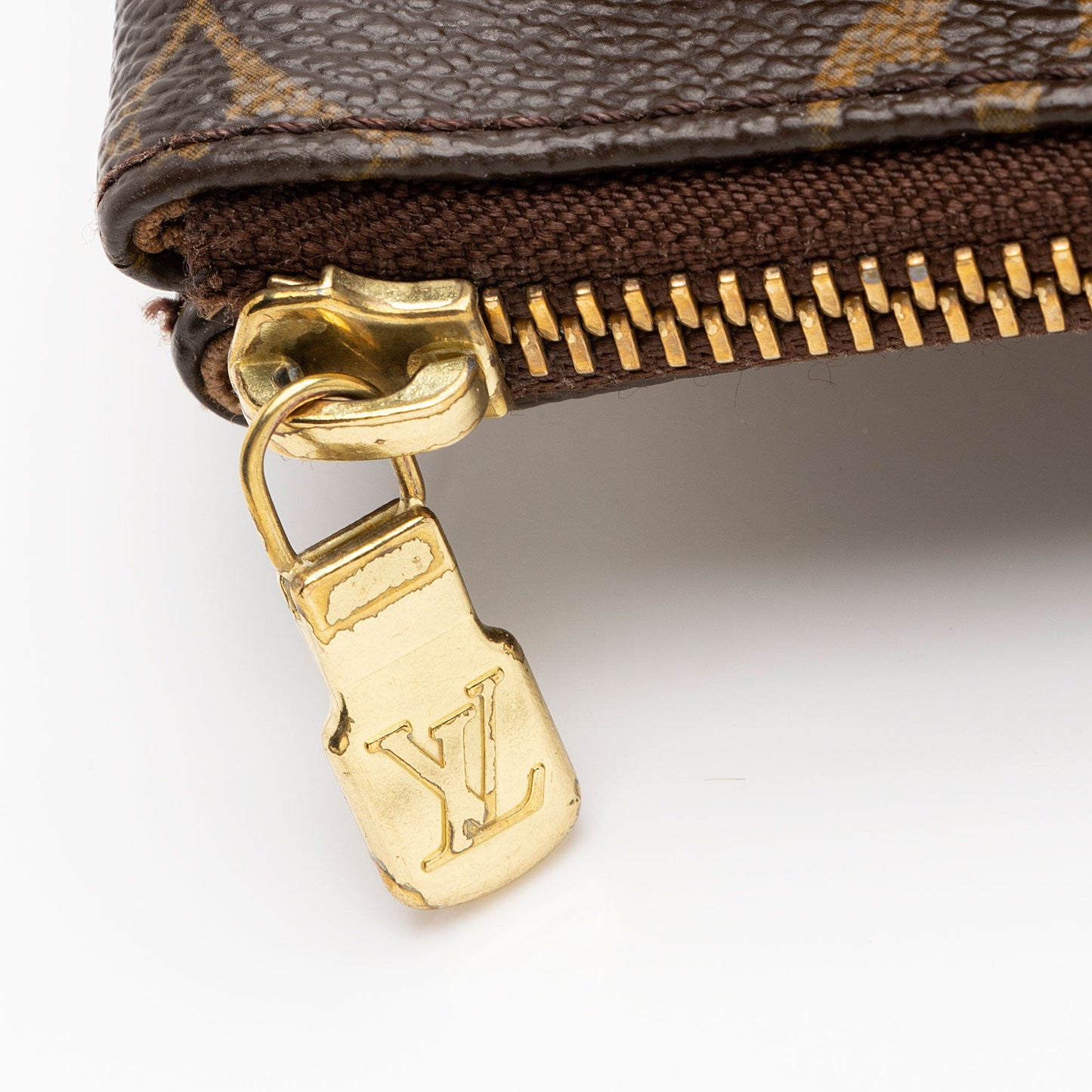Louis Vuitton Monogram Canvas Pochette Bosphore Messenger Bag (SHF-Syd081)