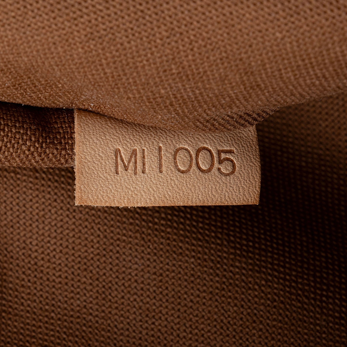 Louis Vuitton Monogram Canvas Pochette Bosphore Messenger (SHF-hgoYEp)