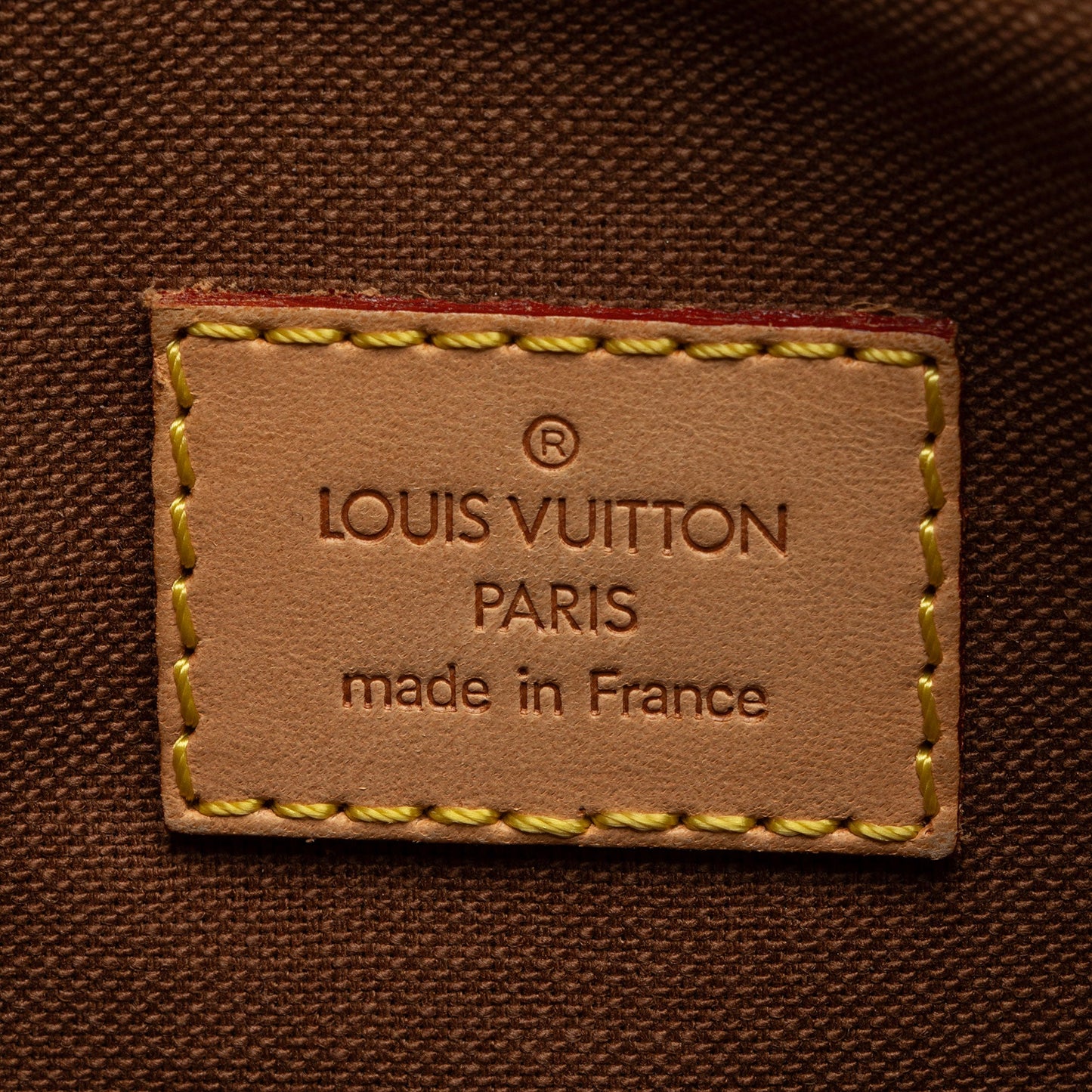 Louis Vuitton Monogram Canvas Pochette Bosphore Messenger (SHF-JqHHTE)