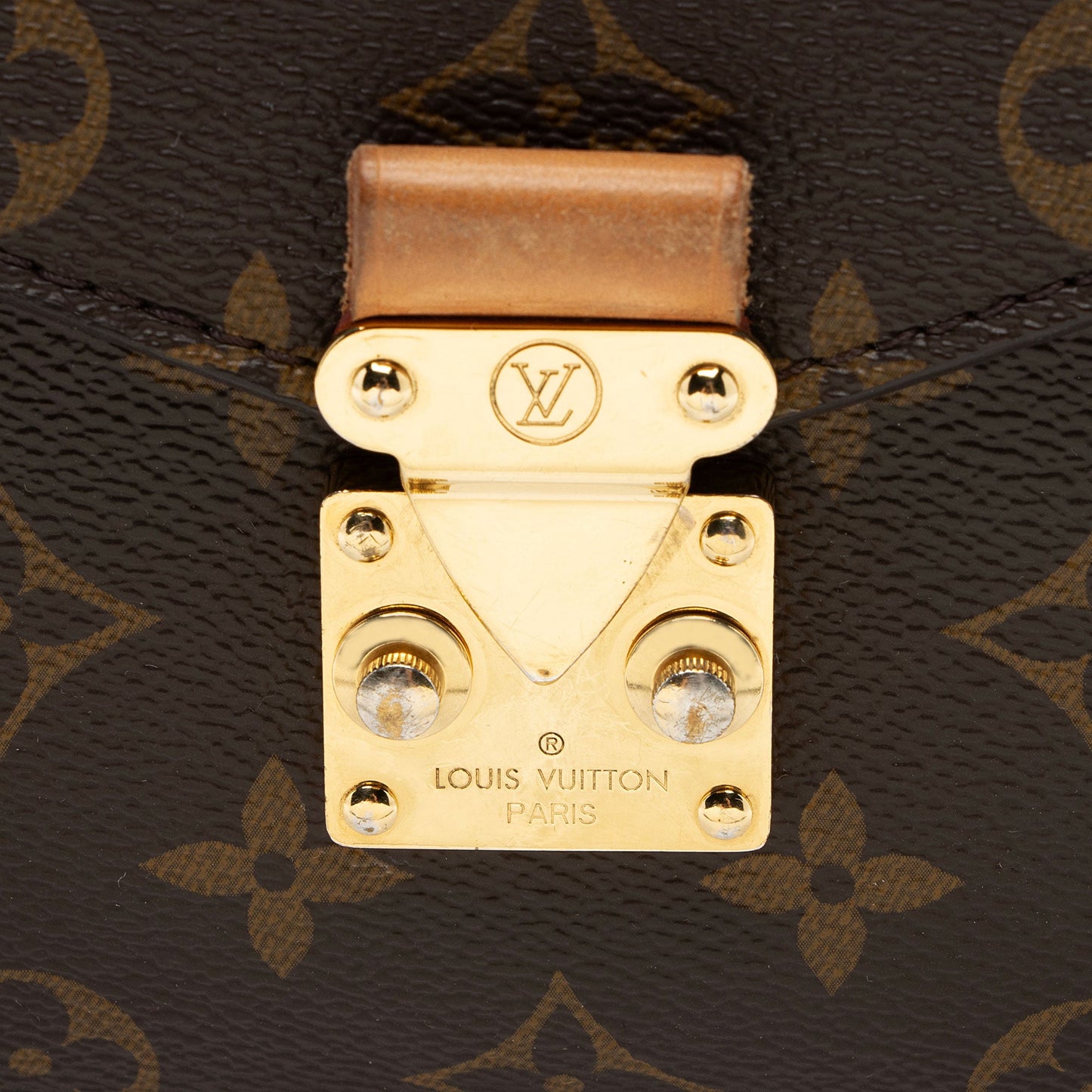 Louis Vuitton Monogram Canvas Pochette Metis Shoulder Bag -  (SHF-RC2GWG)