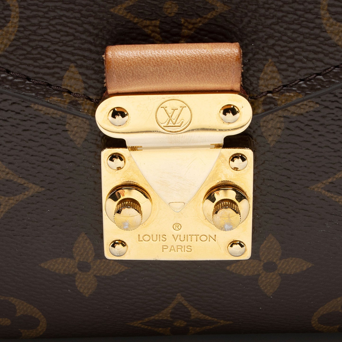 Louis Vuitton Monogram Canvas Pochette Metis Shoulder Bag (SHF-0Q33me)