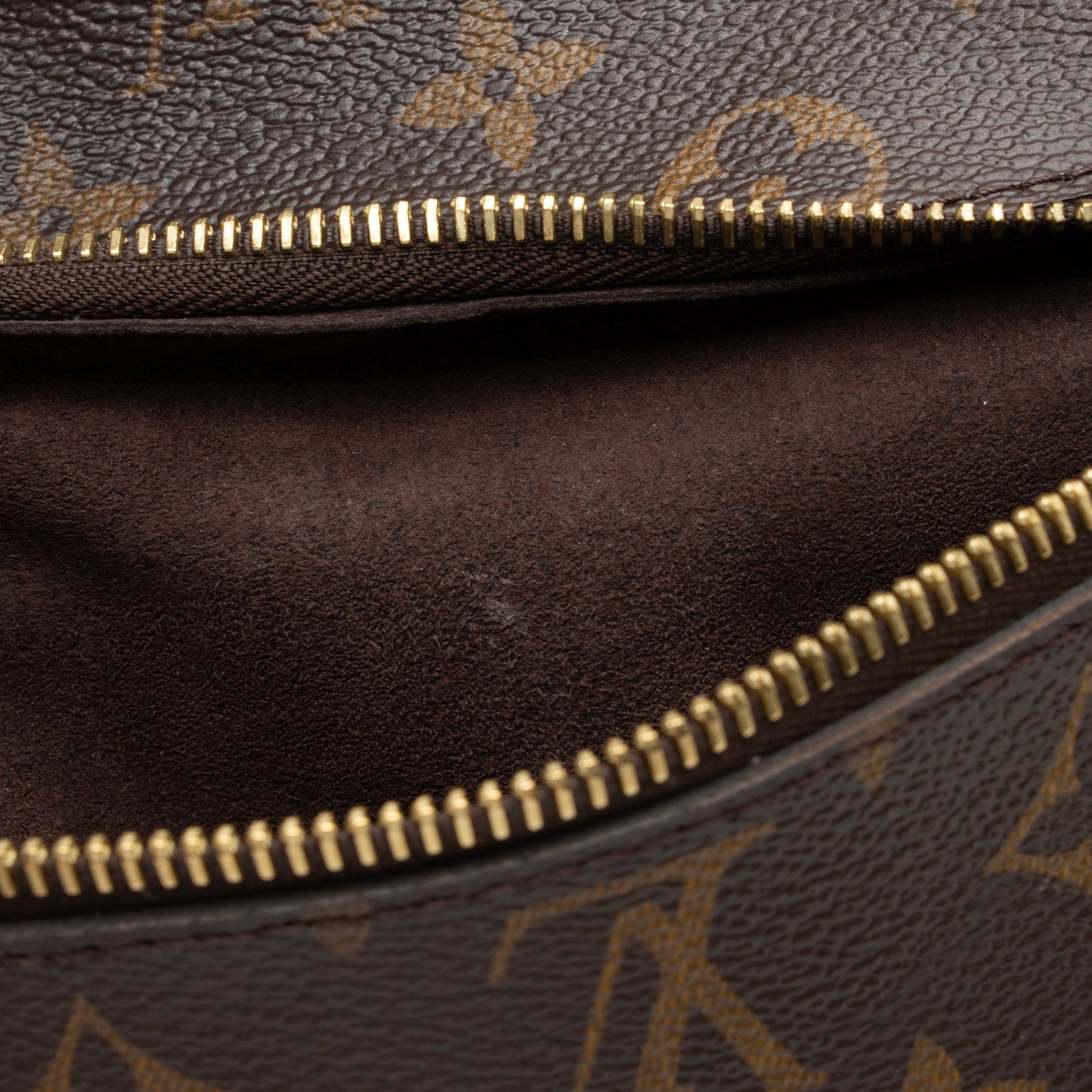 Louis Vuitton Monogram Canvas Pochette Metis Shoulder Bag (SHF-ANnulA)