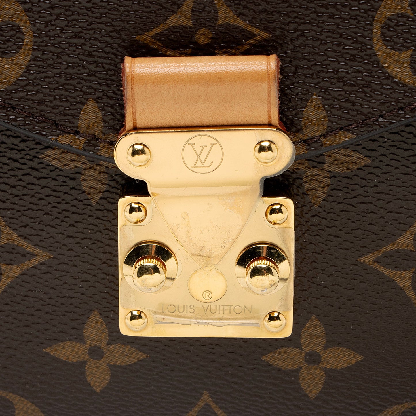 Louis Vuitton Monogram Canvas Pochette Metis Shoulder Bag (SHF-Cdusfg)