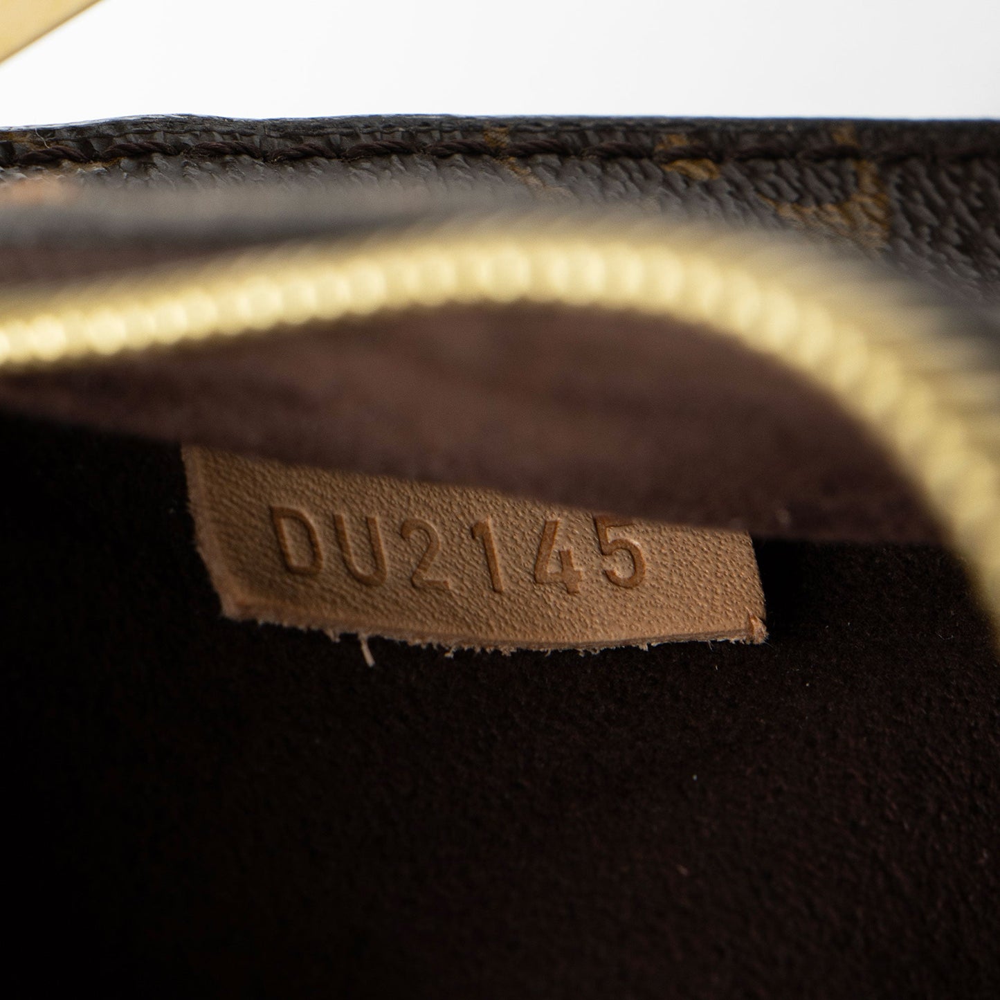 Louis Vuitton Monogram Canvas Pochette Metis Shoulder Bag (SHF-HDqs2l)