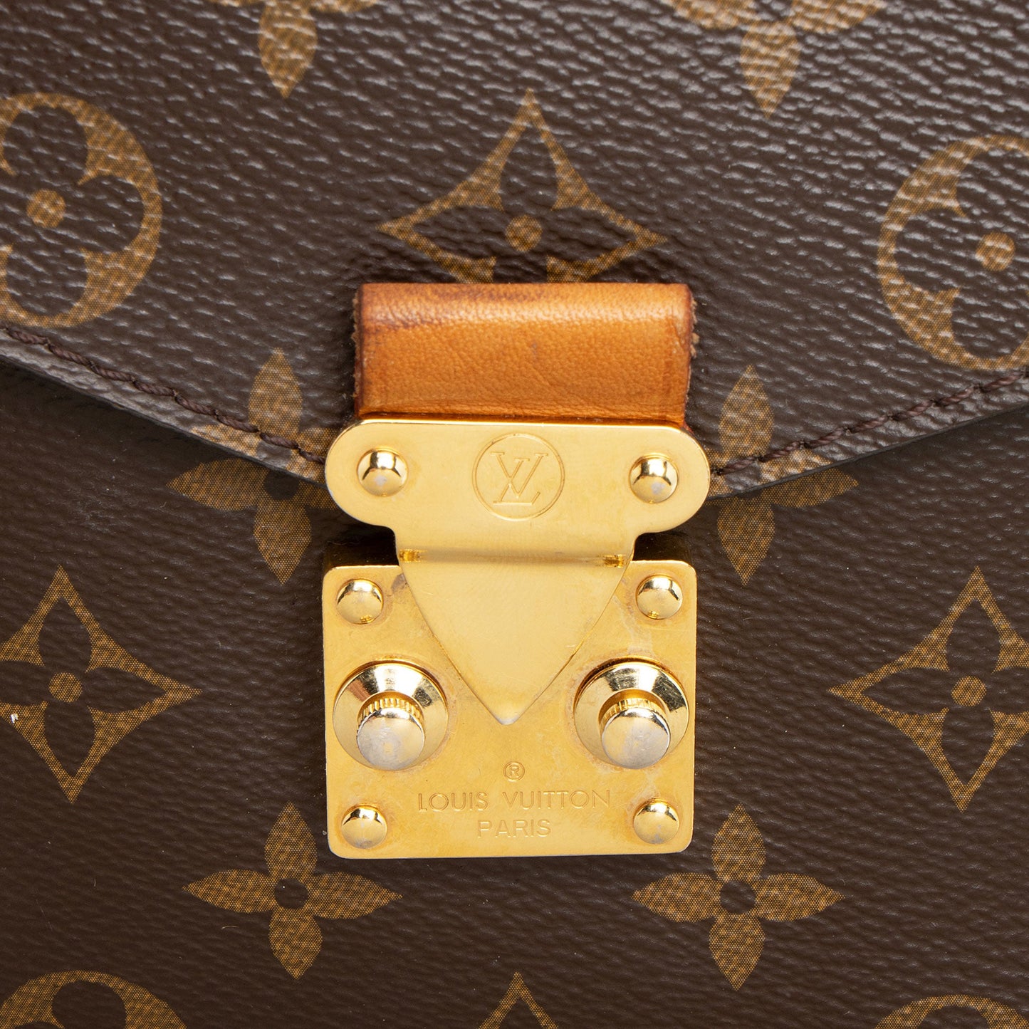 Louis Vuitton Monogram Canvas Pochette Metis Shoulder Bag