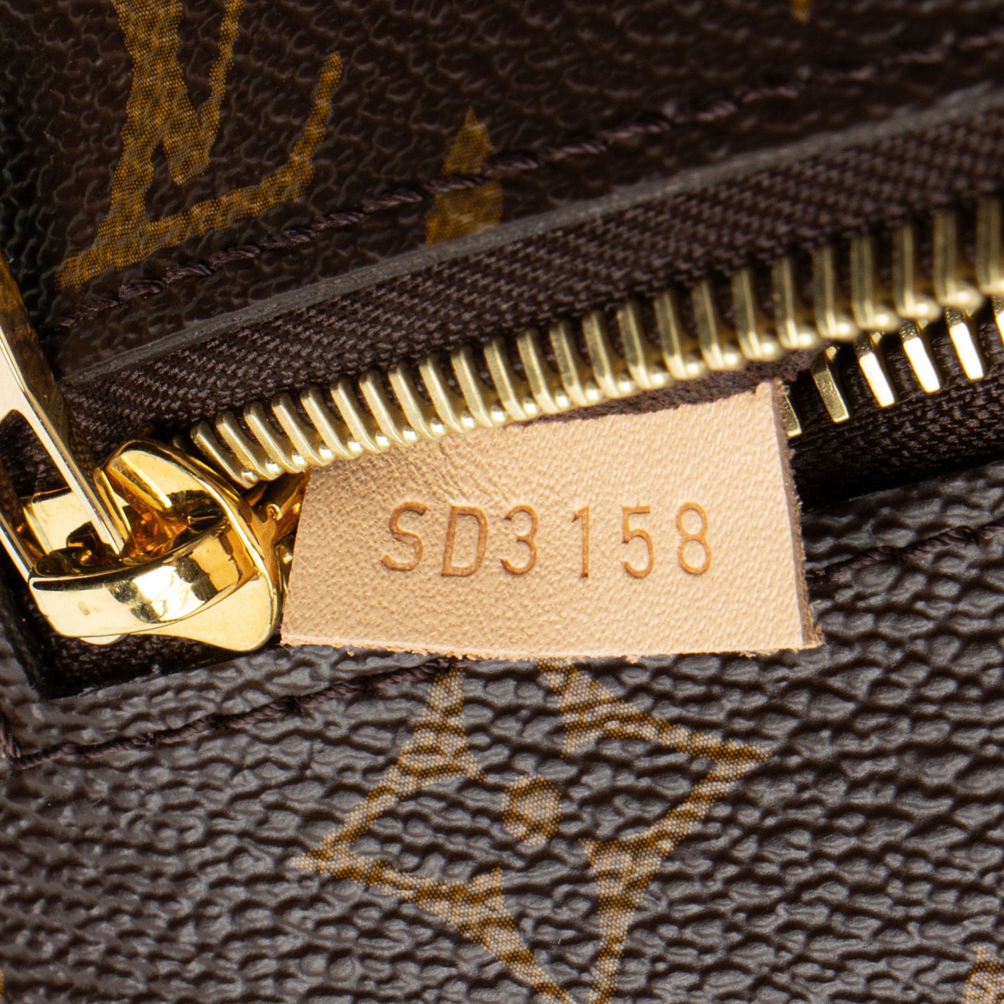 Louis Vuitton Monogram Canvas Pochette Metis Shoulder Bag