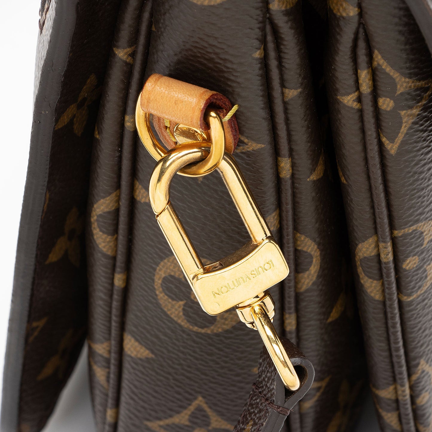 Louis Vuitton Monogram Canvas Pochette Metis Shoulder Bag