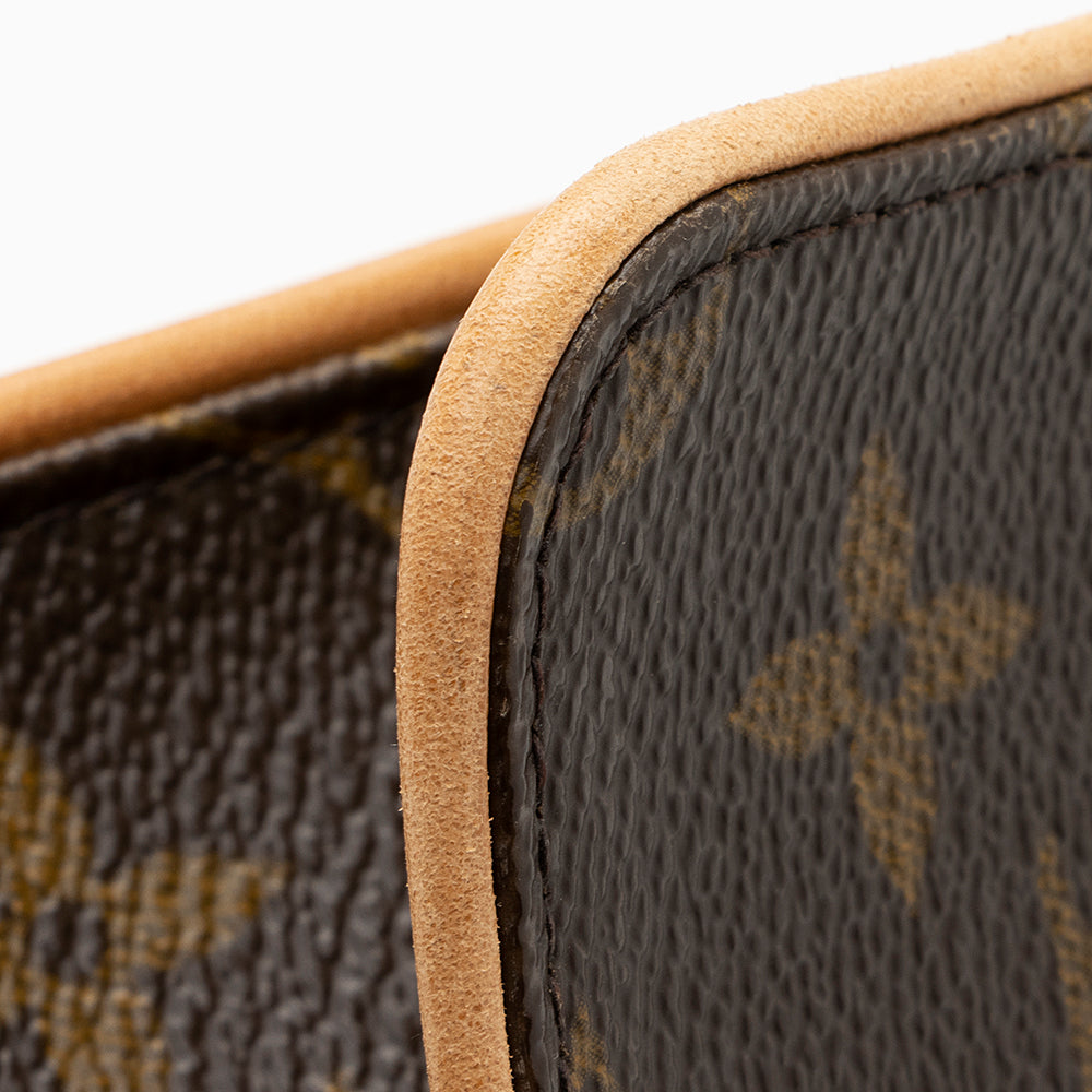 Louis Vuitton Monogram Canvas Pochette Twin GM Shoulder Bag (SHF-20315)