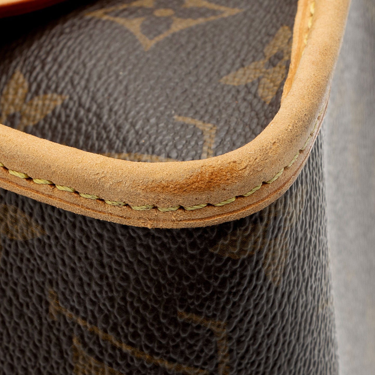 Louis Vuitton Monogram Canvas Popincourt Satchel (SHF-MbAS69)