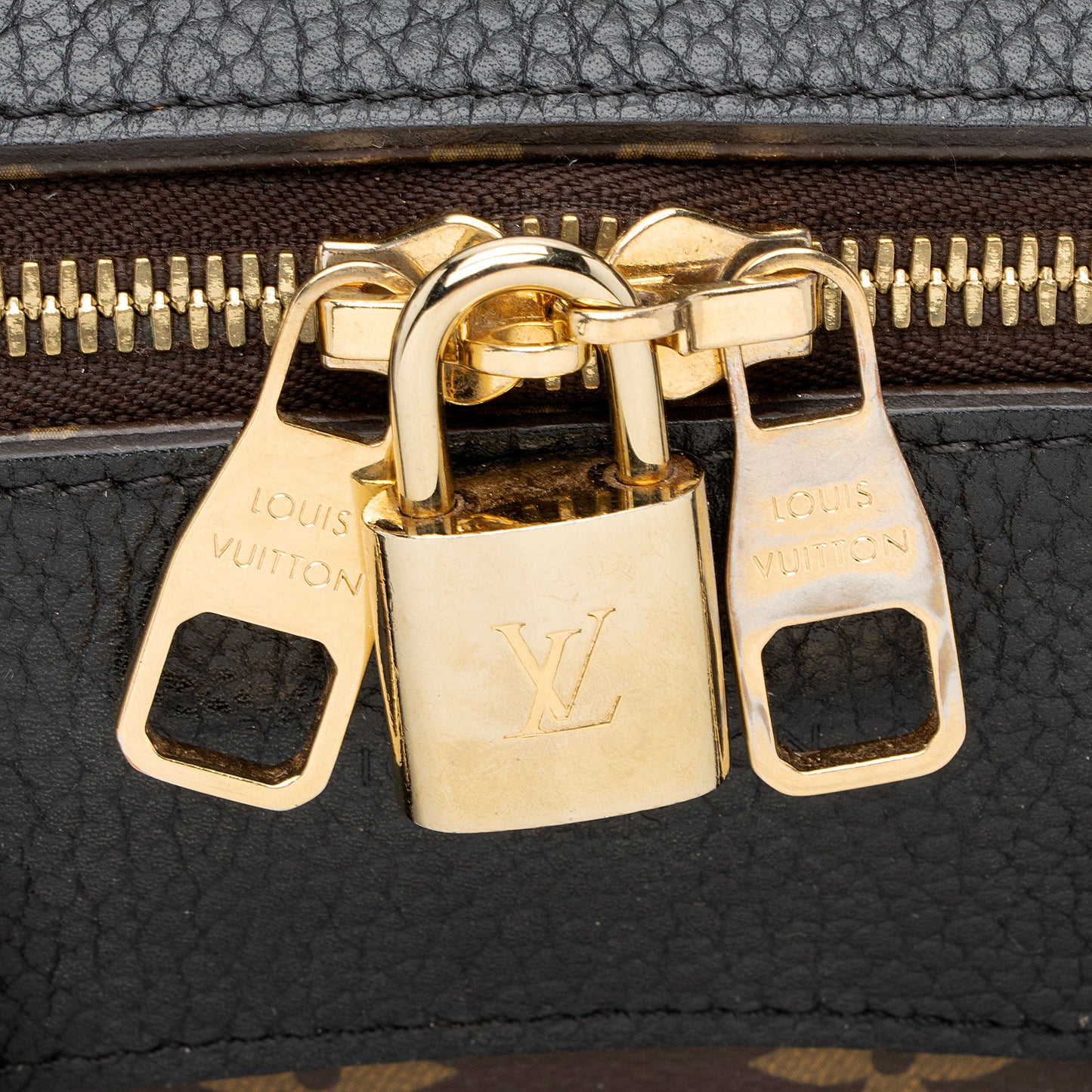 Louis Vuitton Monogram Canvas Retiro NM Satchel