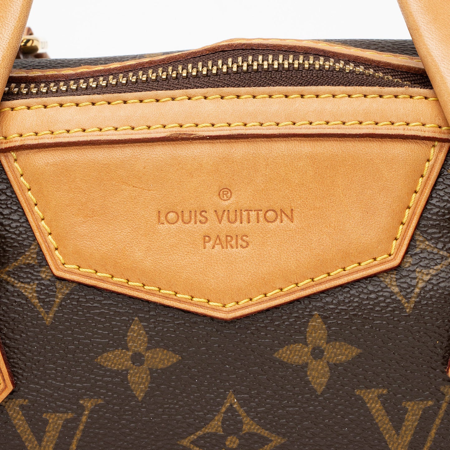 Louis Vuitton Monogram Canvas Retiro PM Satchel (SHF-XxTbdP)