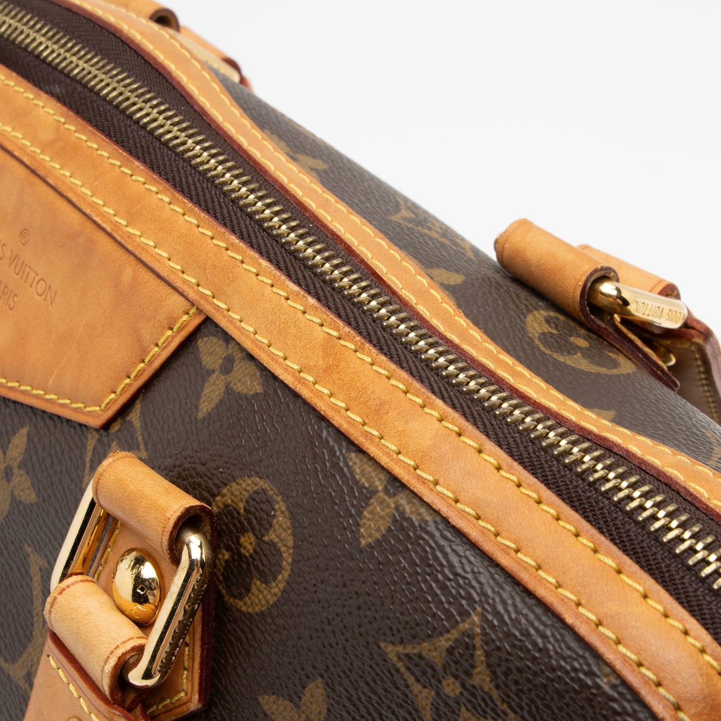 Louis Vuitton Monogram Canvas Retiro PM Satchel (SHF-4ZQnAq)