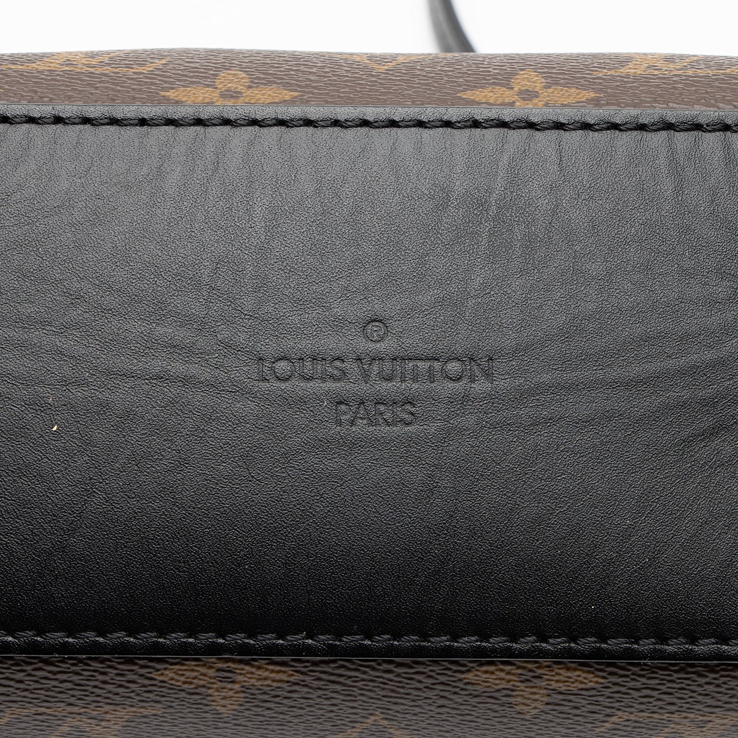 Louis Vuitton Monogram Canvas Saintonge Shoulder Bag (SHF-N8bW4b)
