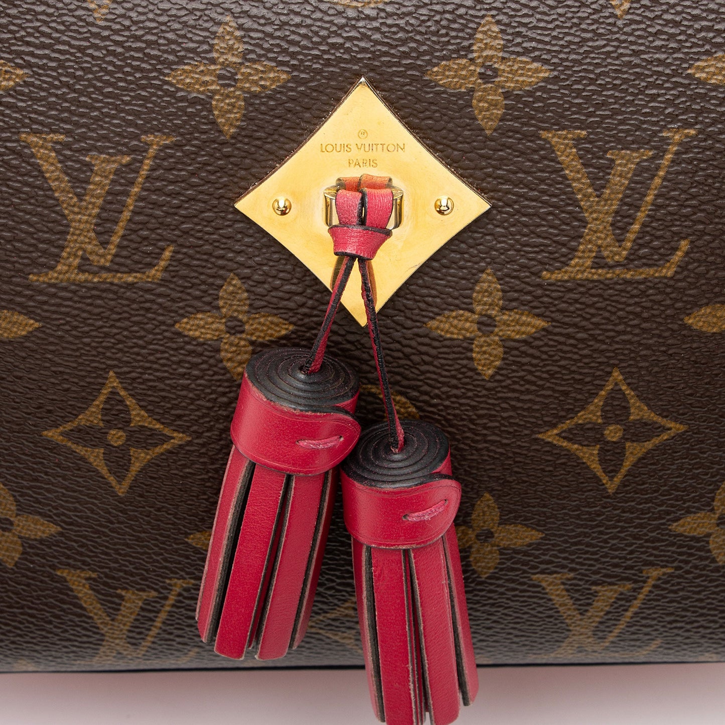 Louis Vuitton Monogram Canvas Saintonge Shoulder Bag