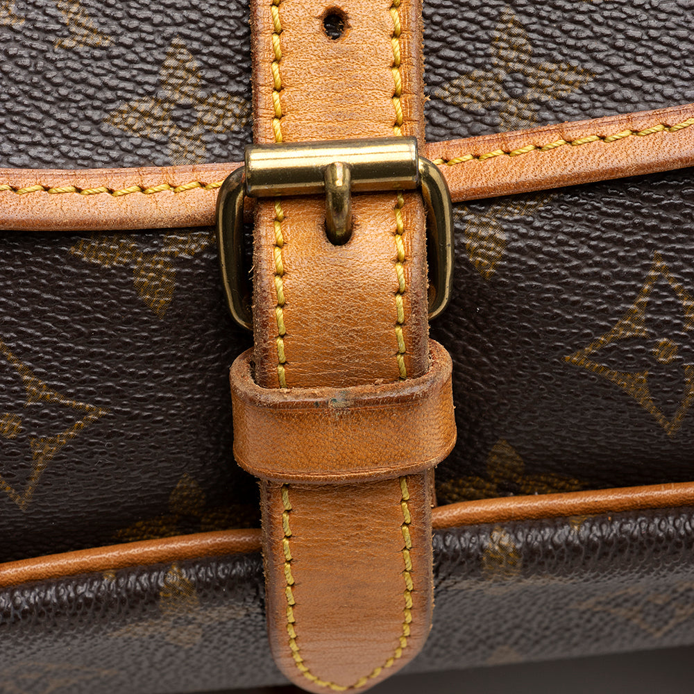 Louis Vuitton Vintage Monogram Canvas Saumur 30 Messenger Bag -  (SHF-20345)