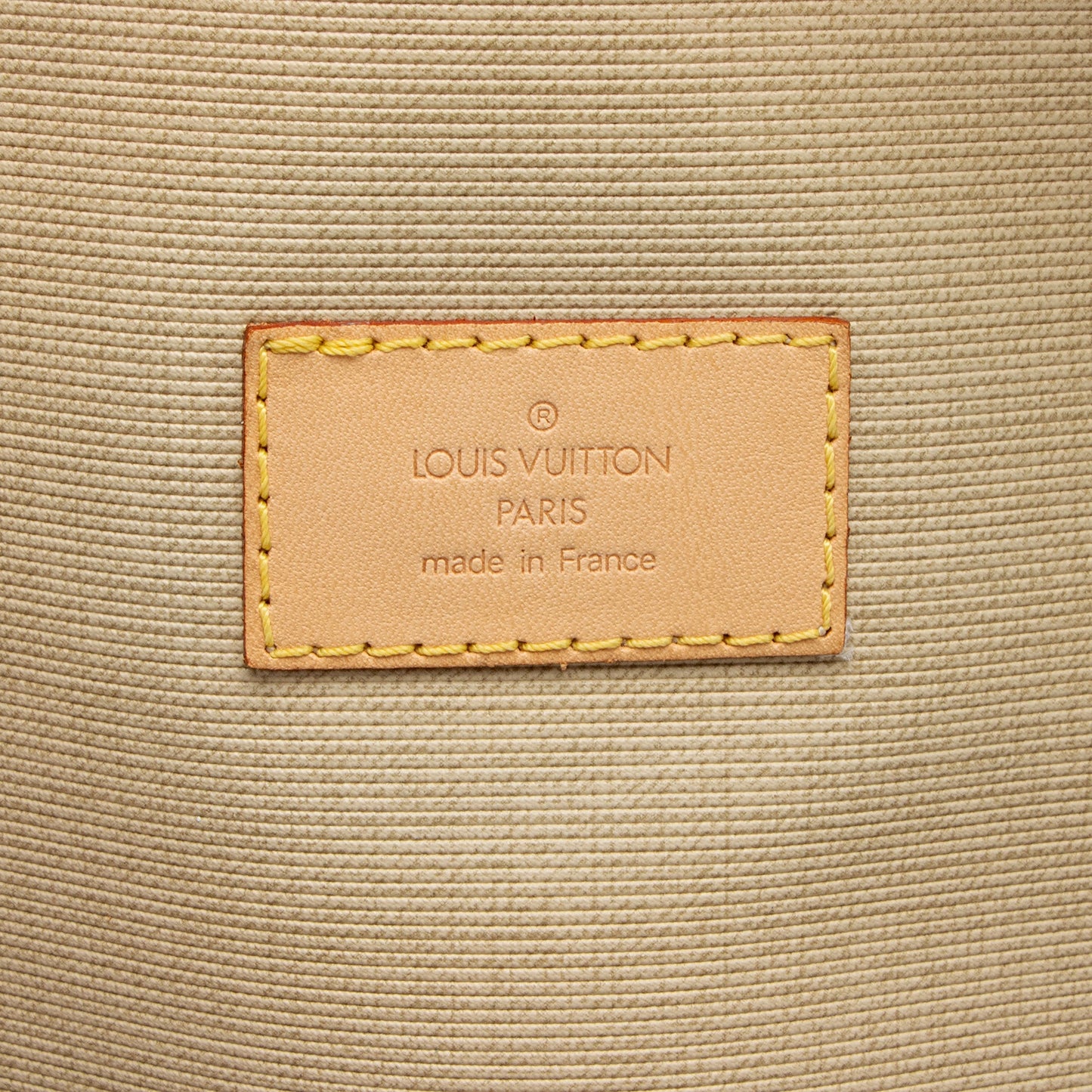 Louis Vuitton Monogram Canvas Sirius 45 Weekender (SHF-NdGwM7)