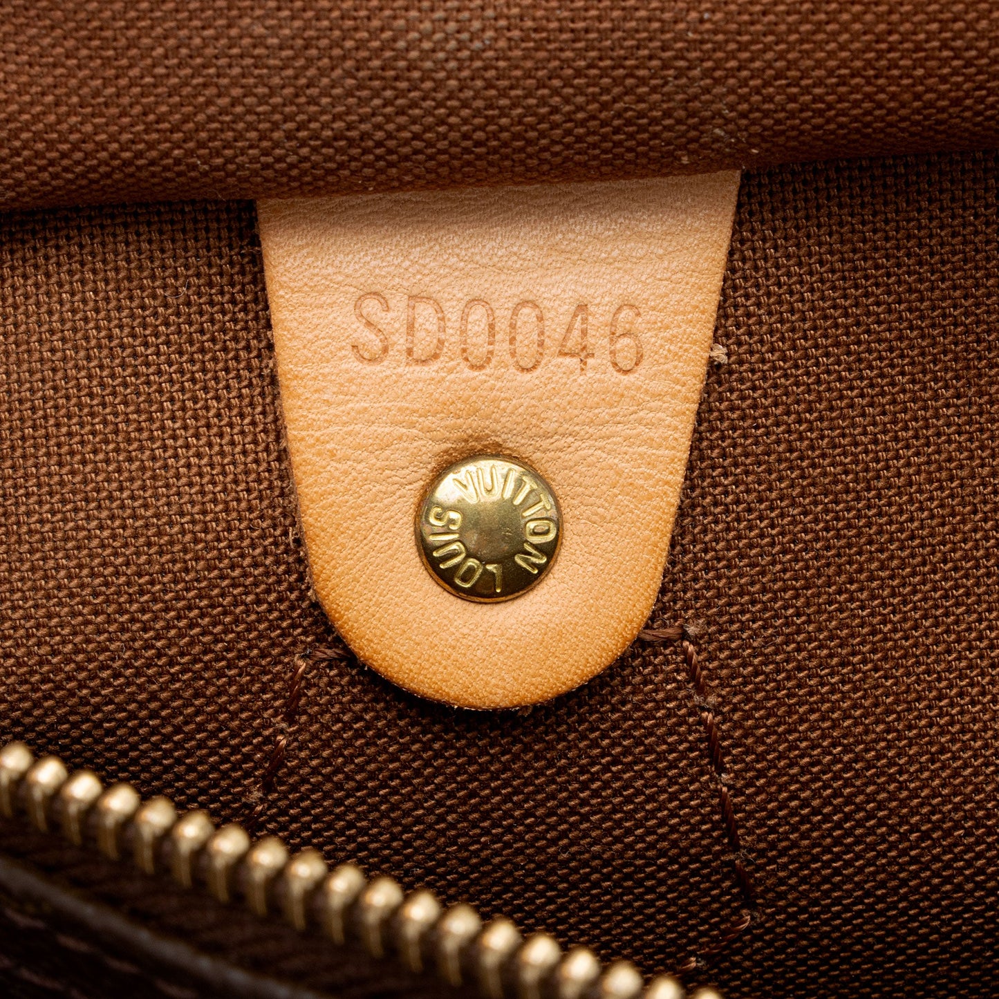 Louis Vuitton Monogram Canvas Speedy 30 Satchel (SHF-o8aWZx)