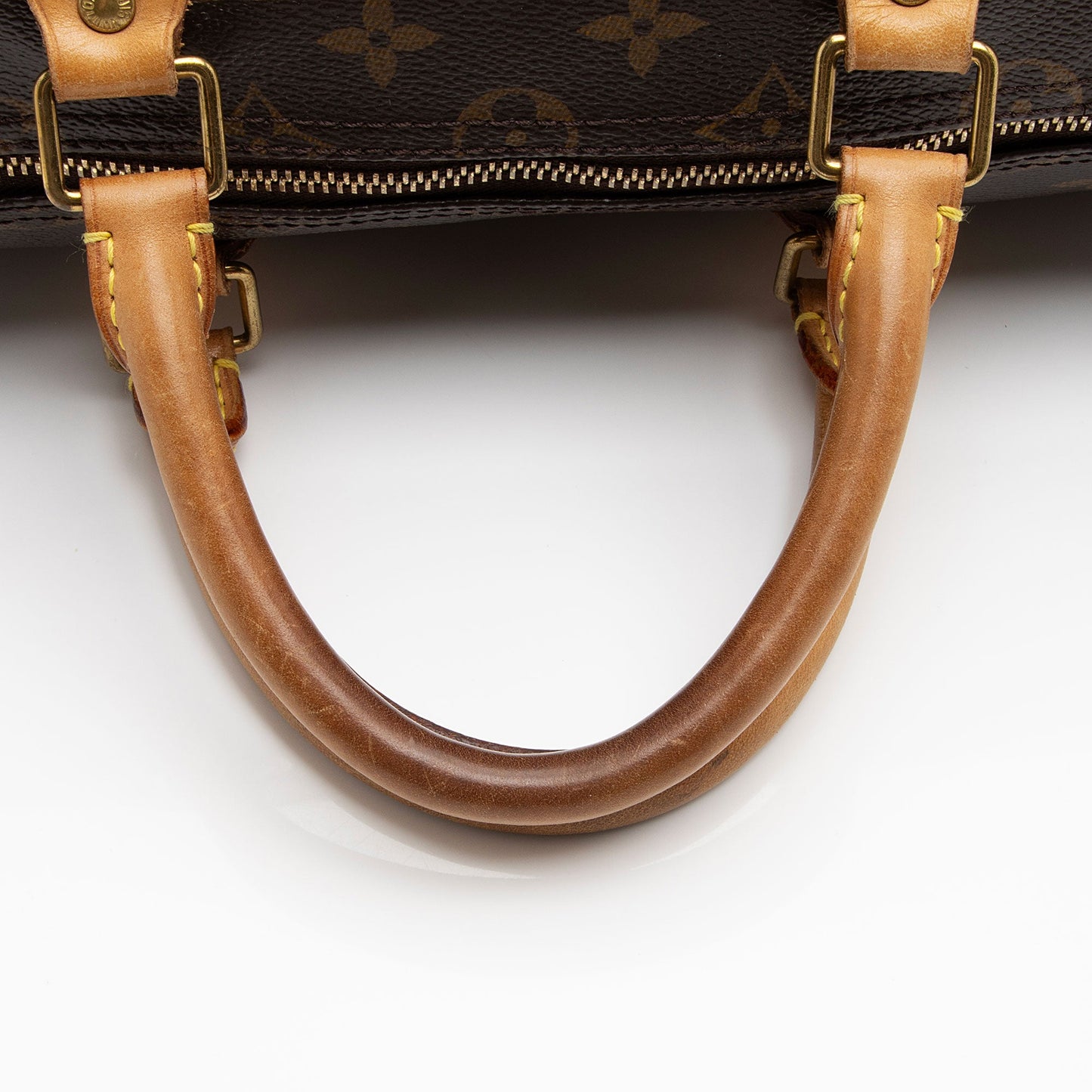 Louis Vuitton Monogram Canvas Speedy 35 Satchel (SHF-wdK2Fs)