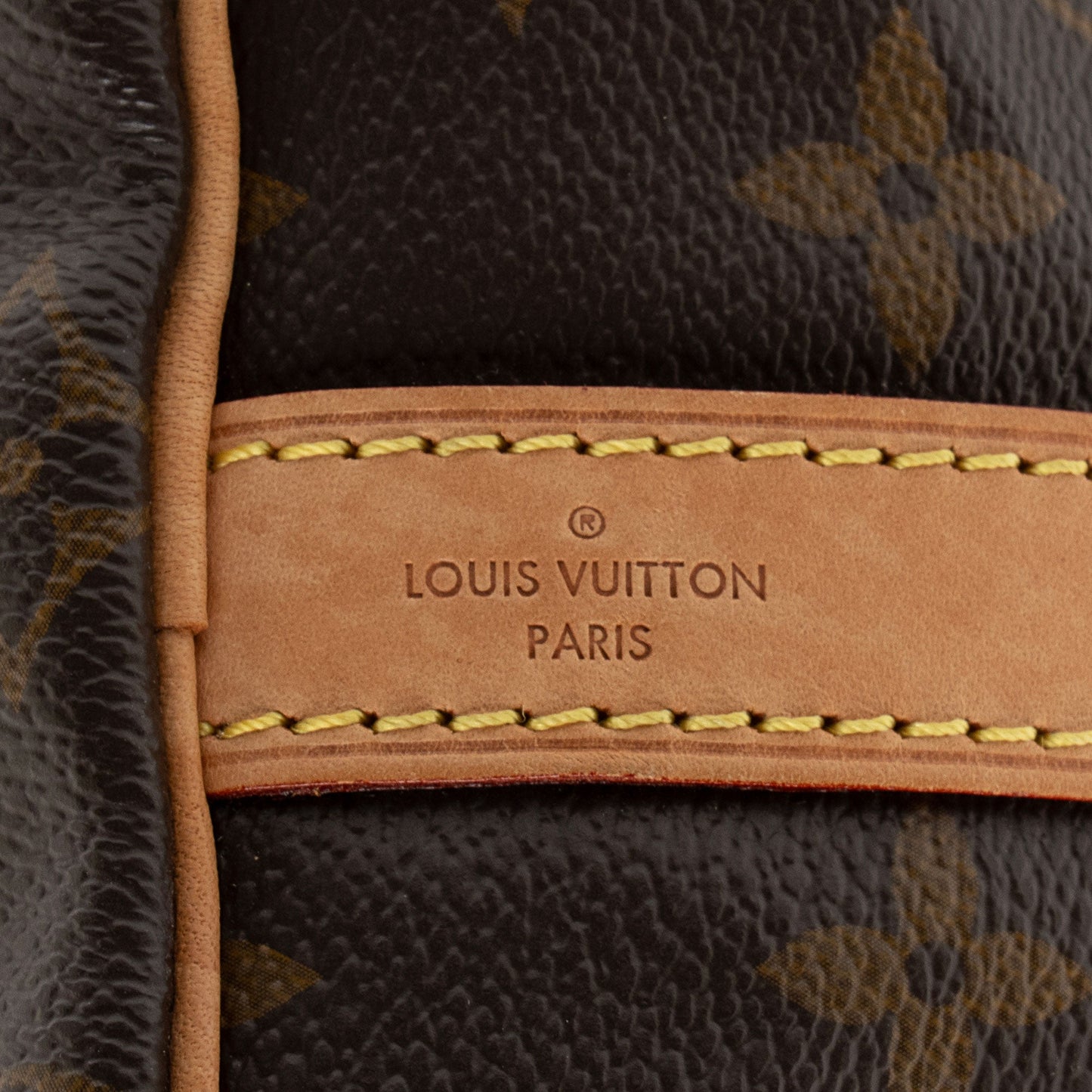Louis Vuitton Monogram Canvas Speedy Bandouliere 25 Satchel (SHF-W8Tm55)