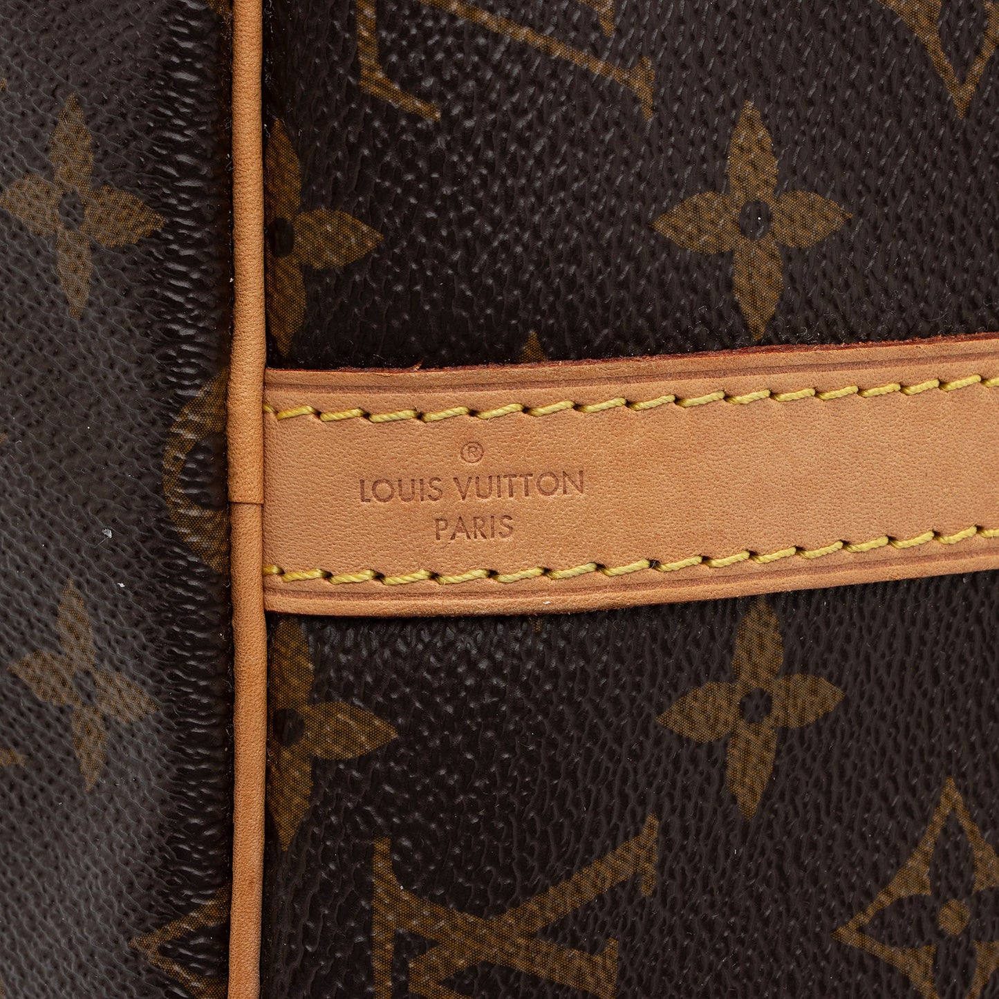 Louis Vuitton Monogram Canvas Speedy Bandouliere 30 Satchel (SHF-aR0xiW)