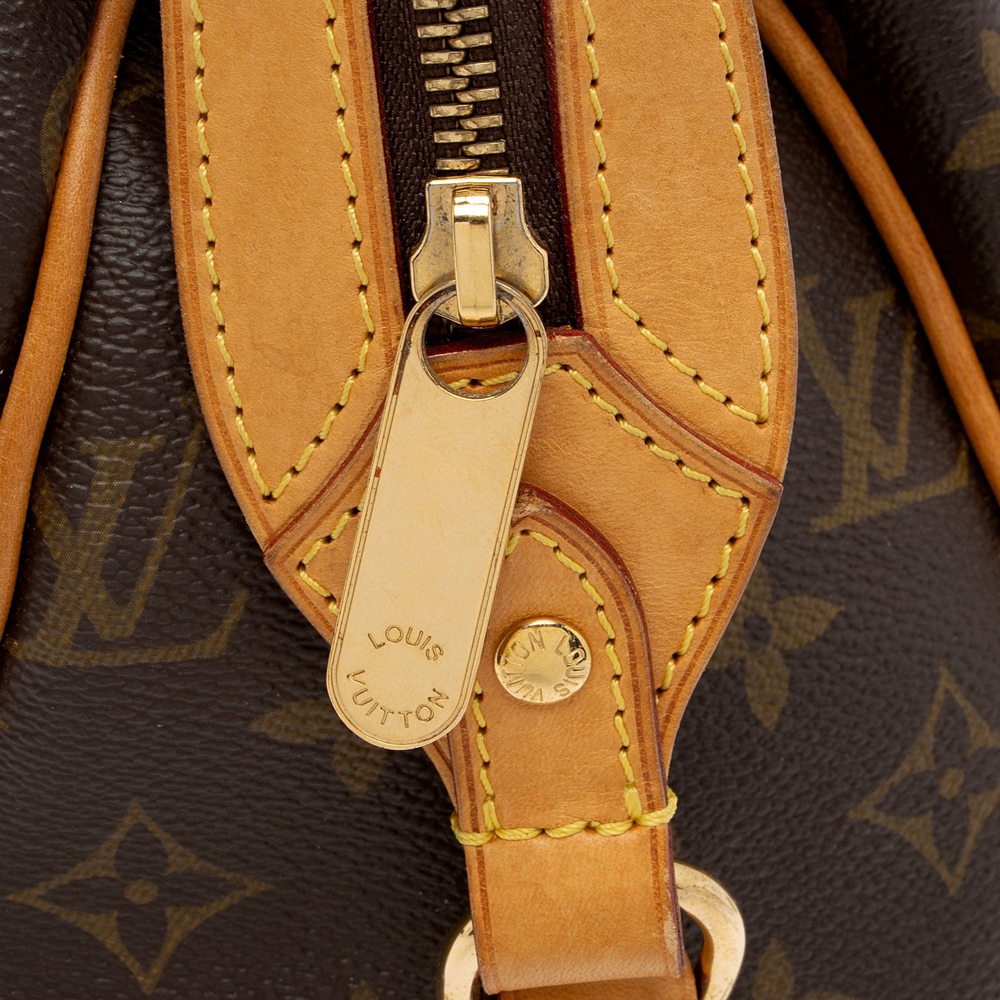 Louis Vuitton Monogram Canvas Stresa GM Shoulder Bag (SHF-9BDyiu)