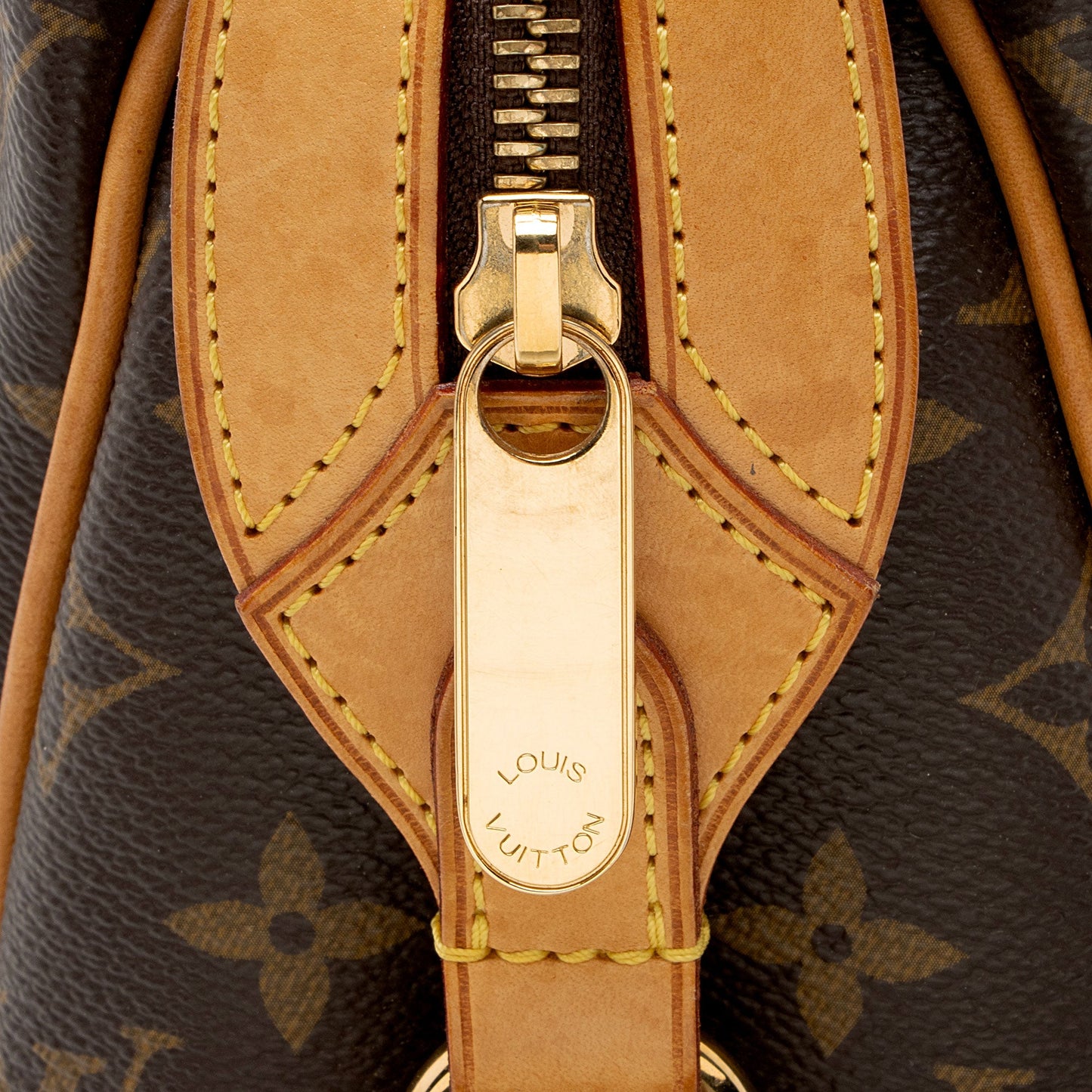 Louis Vuitton Monogram Canvas Stresa PM Shoulder Bag (SHF-n8nSQL)