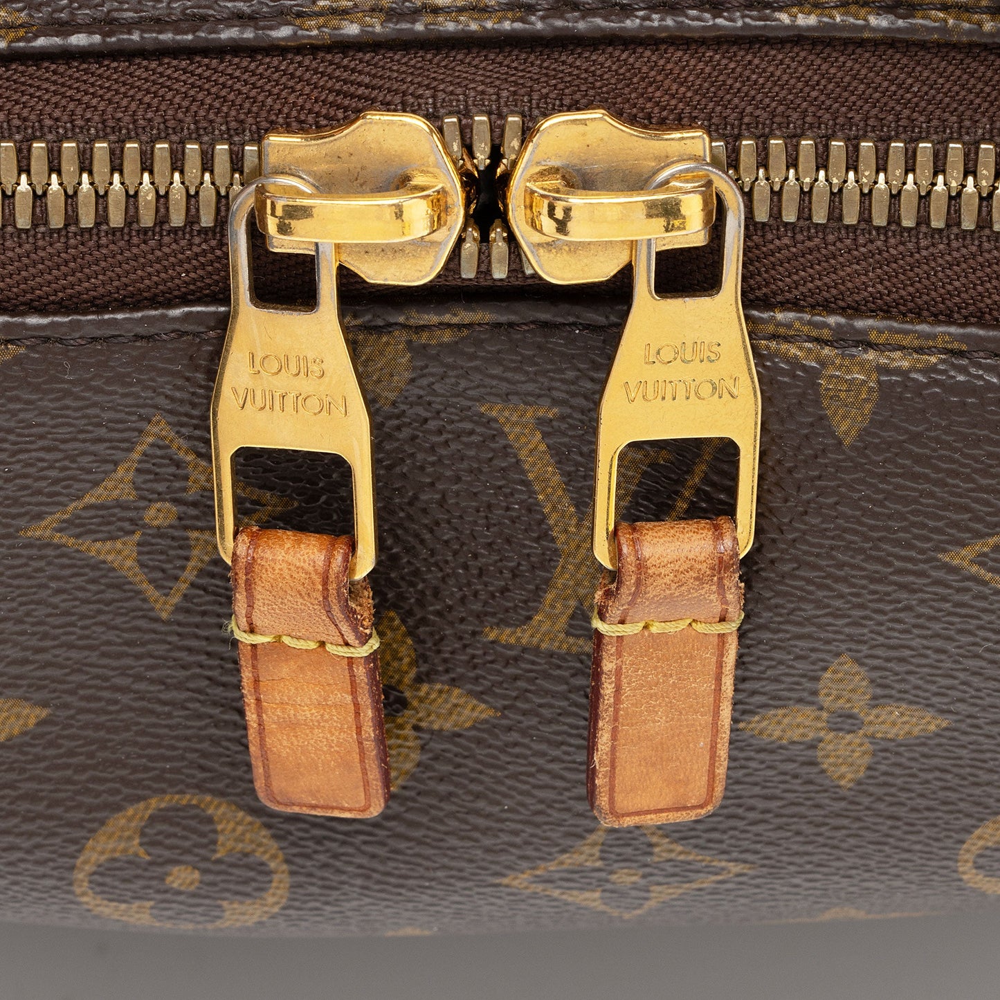 Louis Vuitton Monogram Canvas Sully PM Shoulder Bag (SHF-UwesCg)