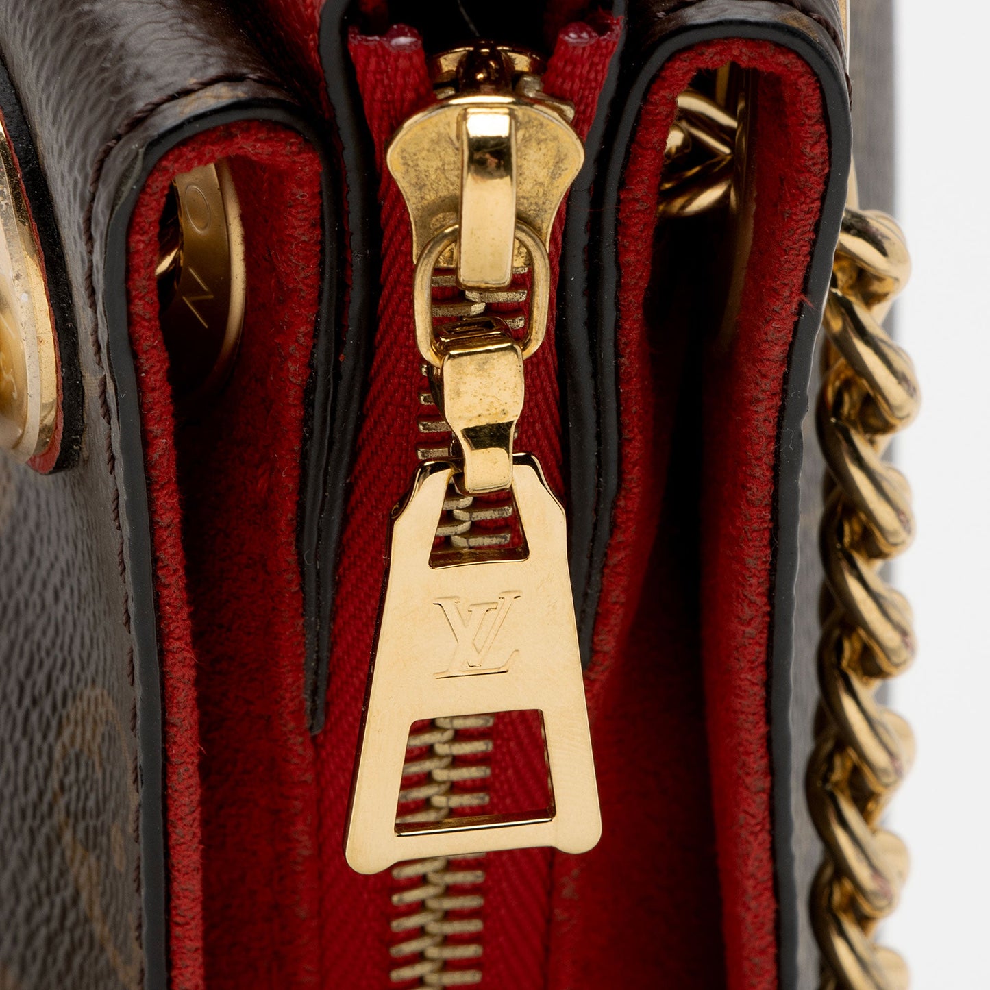 Louis Vuitton Monogram Canvas Surene BB Tote (SHF-CumBpa)