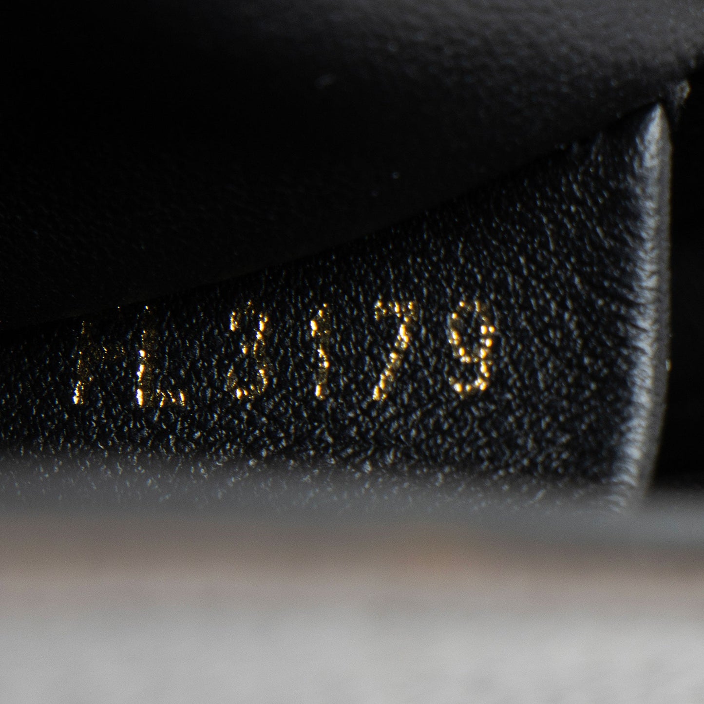 Louis Vuitton Monogram Canvas Thelma Pochette