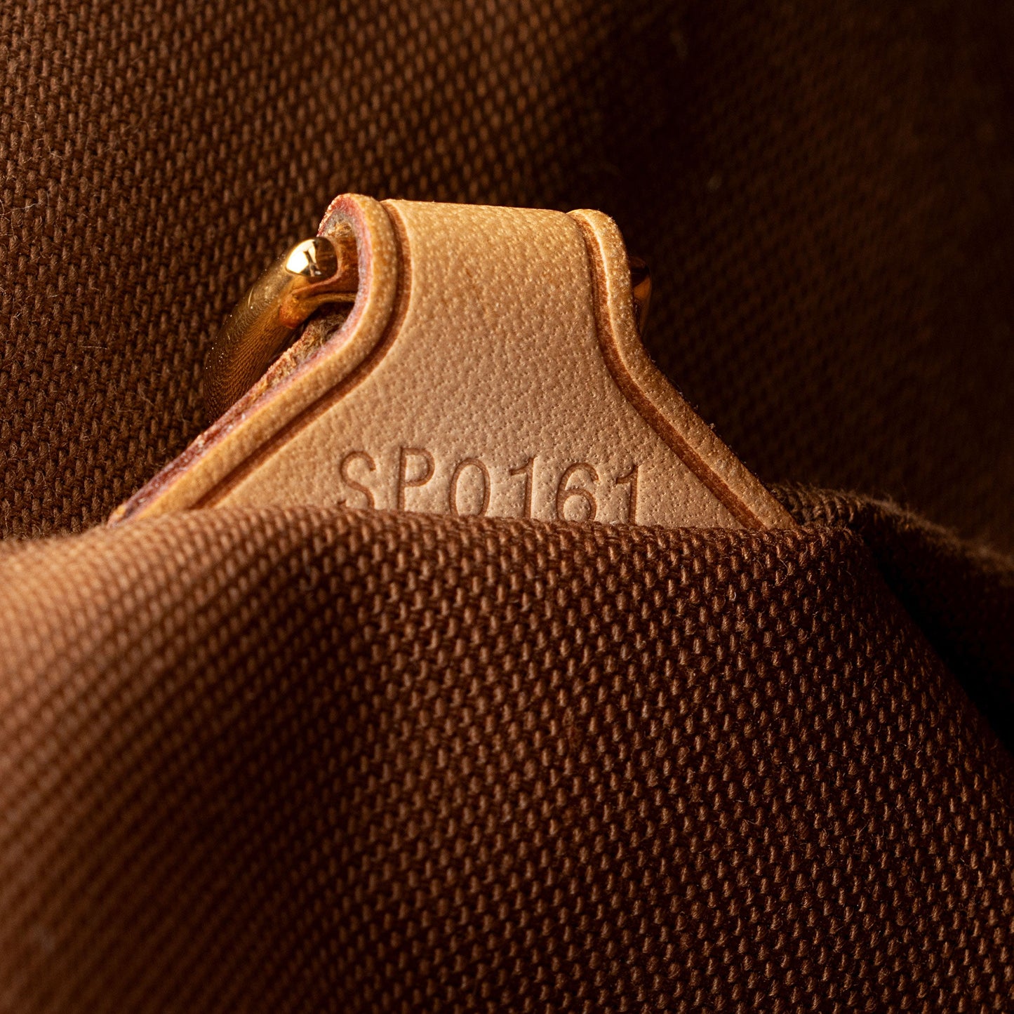 Louis Vuitton Monogram Canvas Tivoli GM Satchel (SHF-63a1Ei)