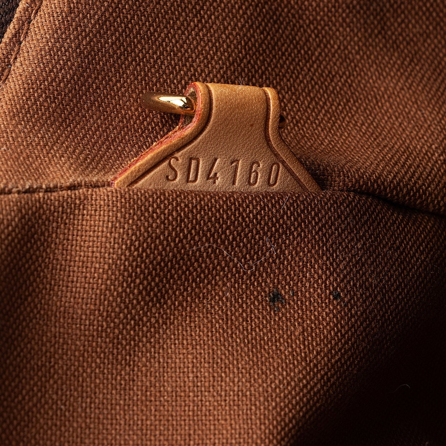 Louis Vuitton Monogram Canvas Tivoli GM Satchel (SHF-WC1VT2)