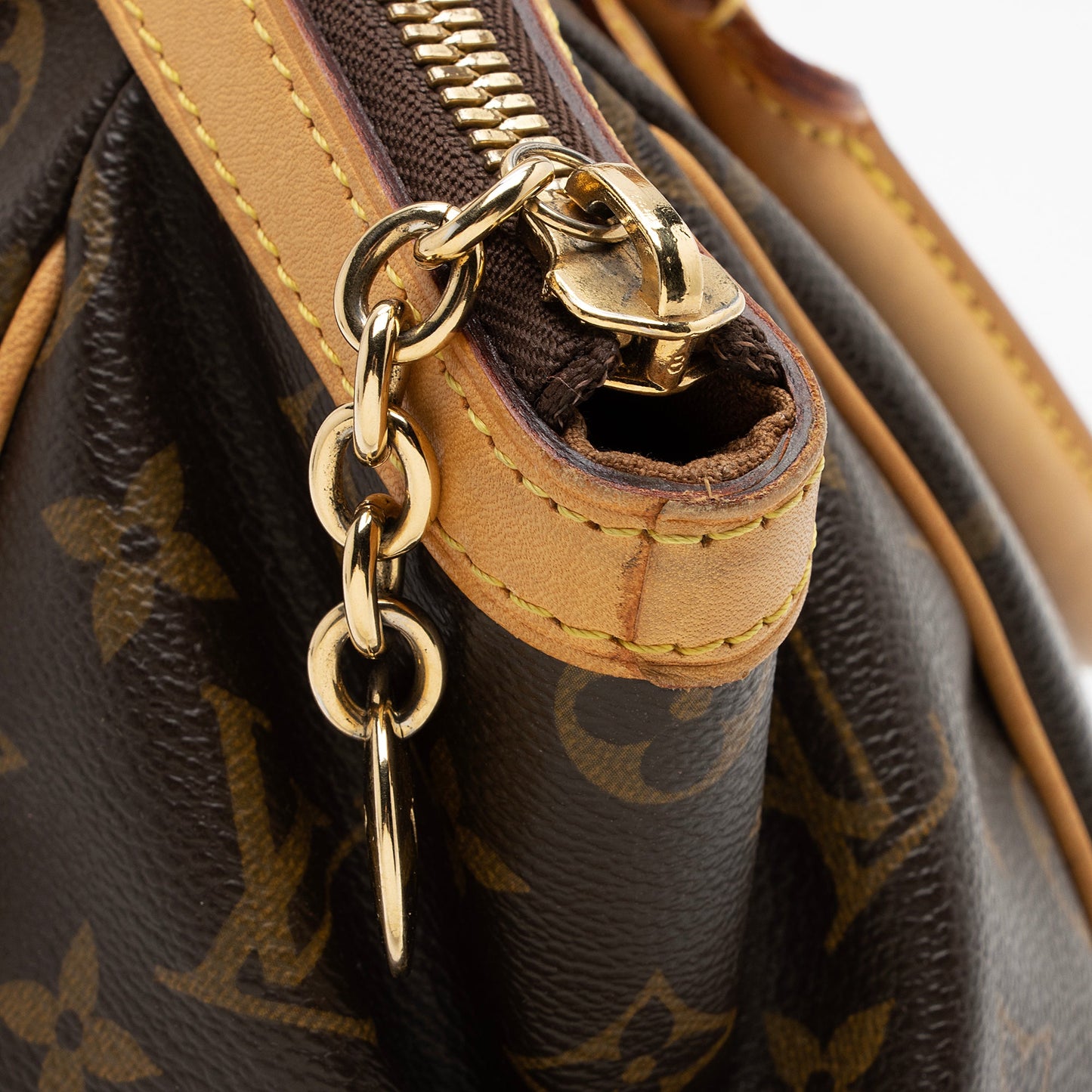 Louis Vuitton Monogram Canvas Tivoli PM Satchel (SHF-PDRWLY)