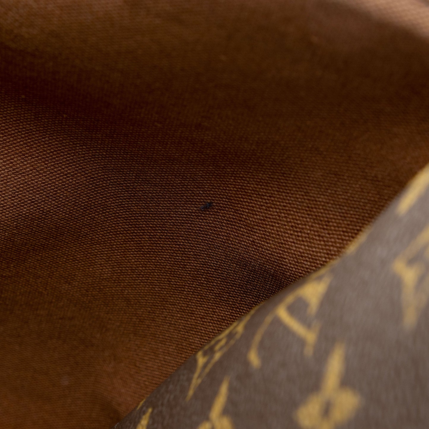 Louis Vuitton Monogram Canvas Totally GM Tote (SHF-sCDkjT)