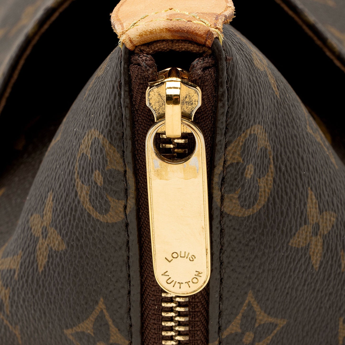 Louis Vuitton Monogram Canvas Totally MM Tote (SHF-KFfgiU)