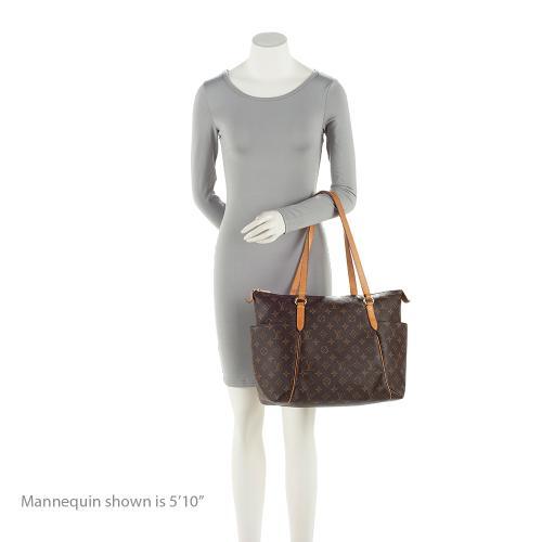 Louis Vuitton Monogram Canvas Totally MM Tote (SHF-zHrgRV)