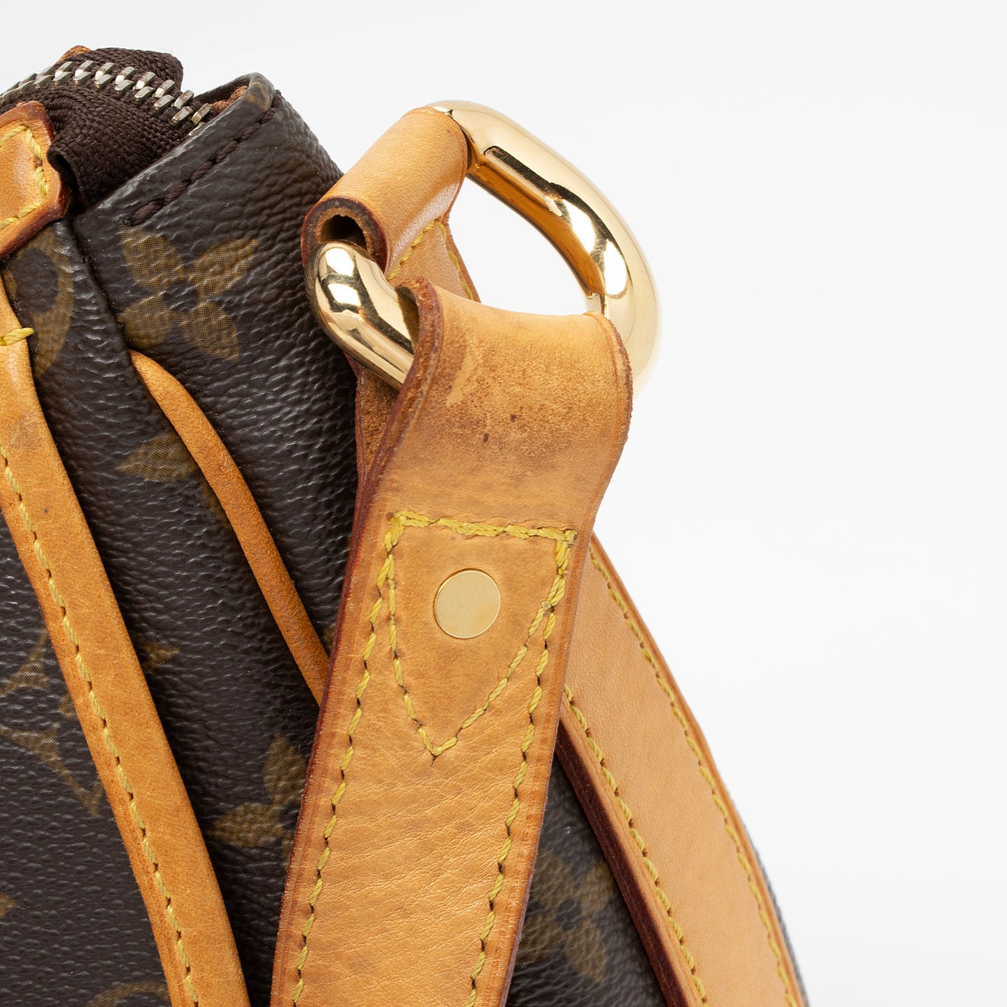 Louis Vuitton Monogram Canvas Tulum PM Shoulder Bag (SHF-oq4Na6)