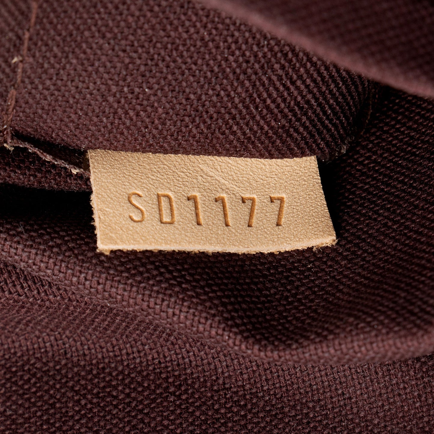 Louis Vuitton Monogram Canvas Turenne MM Satchel (SHF-DW4wba)