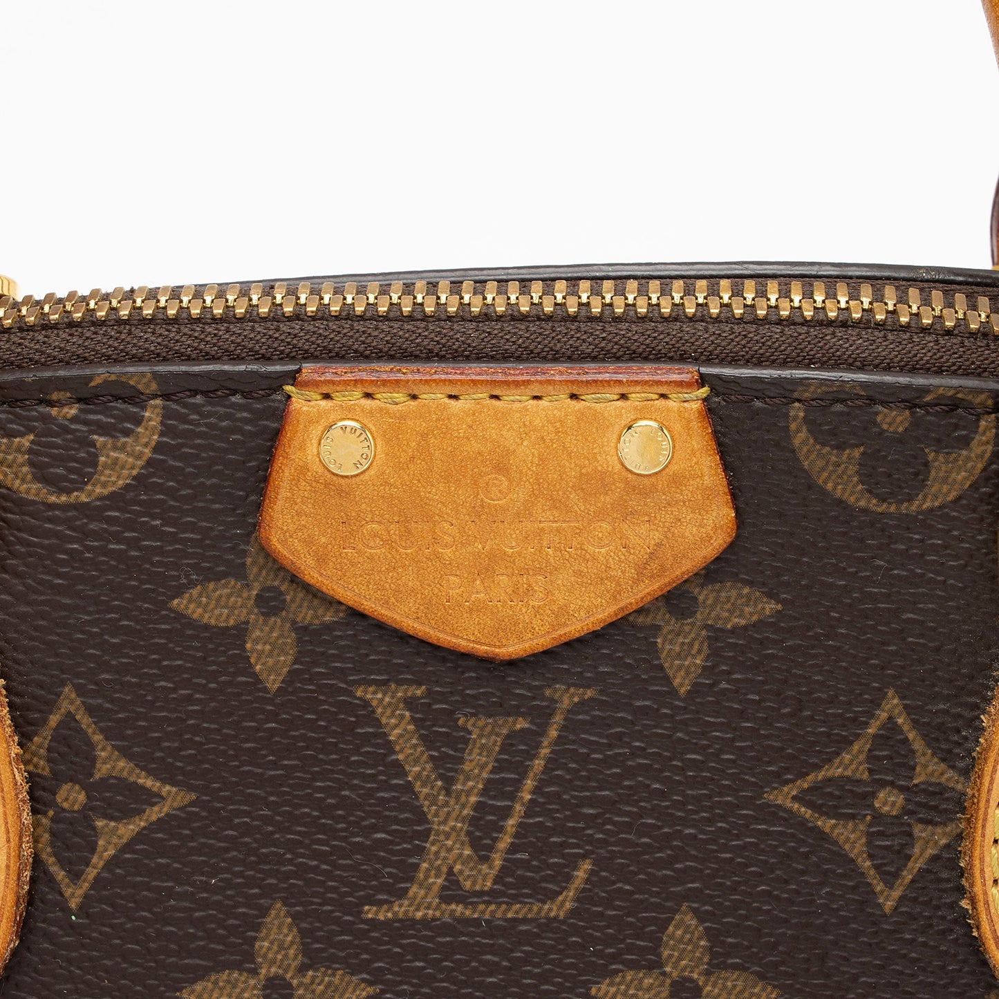 Louis Vuitton Monogram Canvas Turenne PM Satchel (SHF-sfOynf)