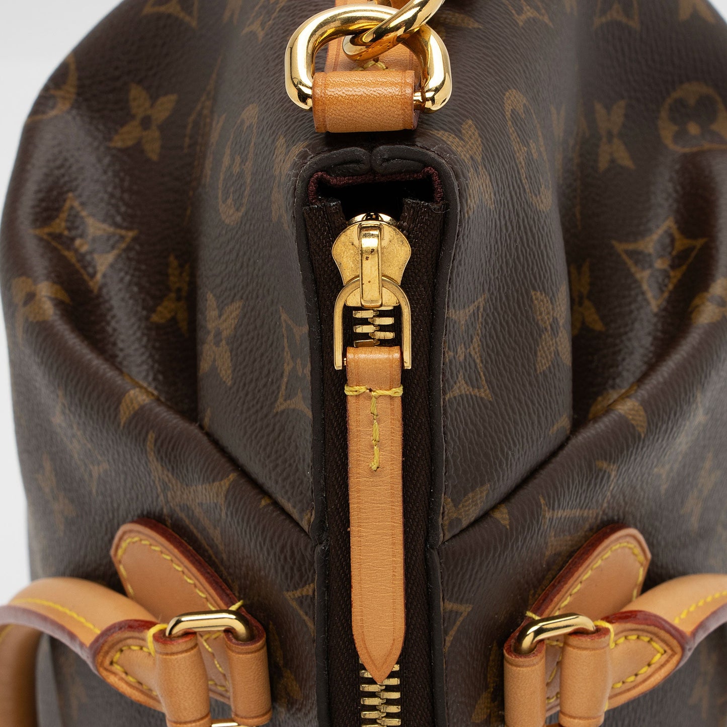 Louis Vuitton Monogram Canvas Turenne PM Satchel (SHF-vmkjV0)