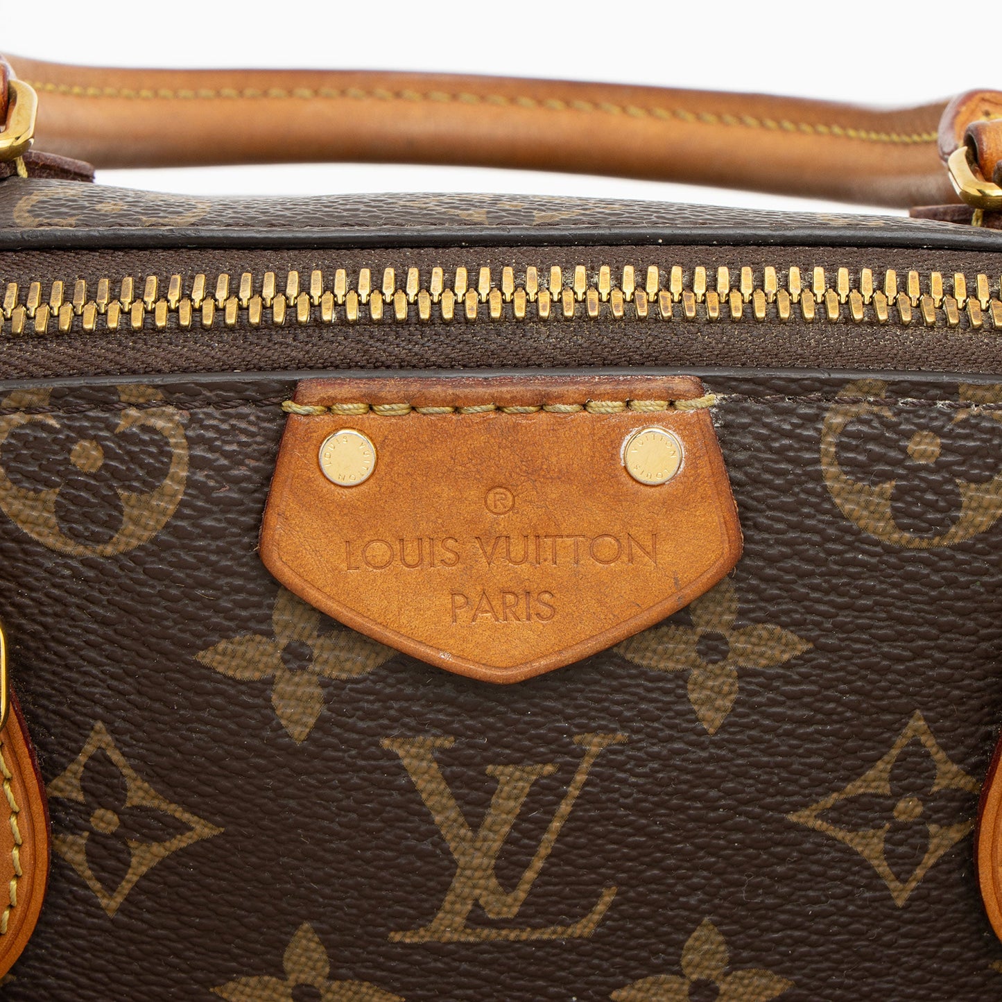 Louis Vuitton Monogram Canvas Turenne PM Satchel (SHF-CnWd6x)