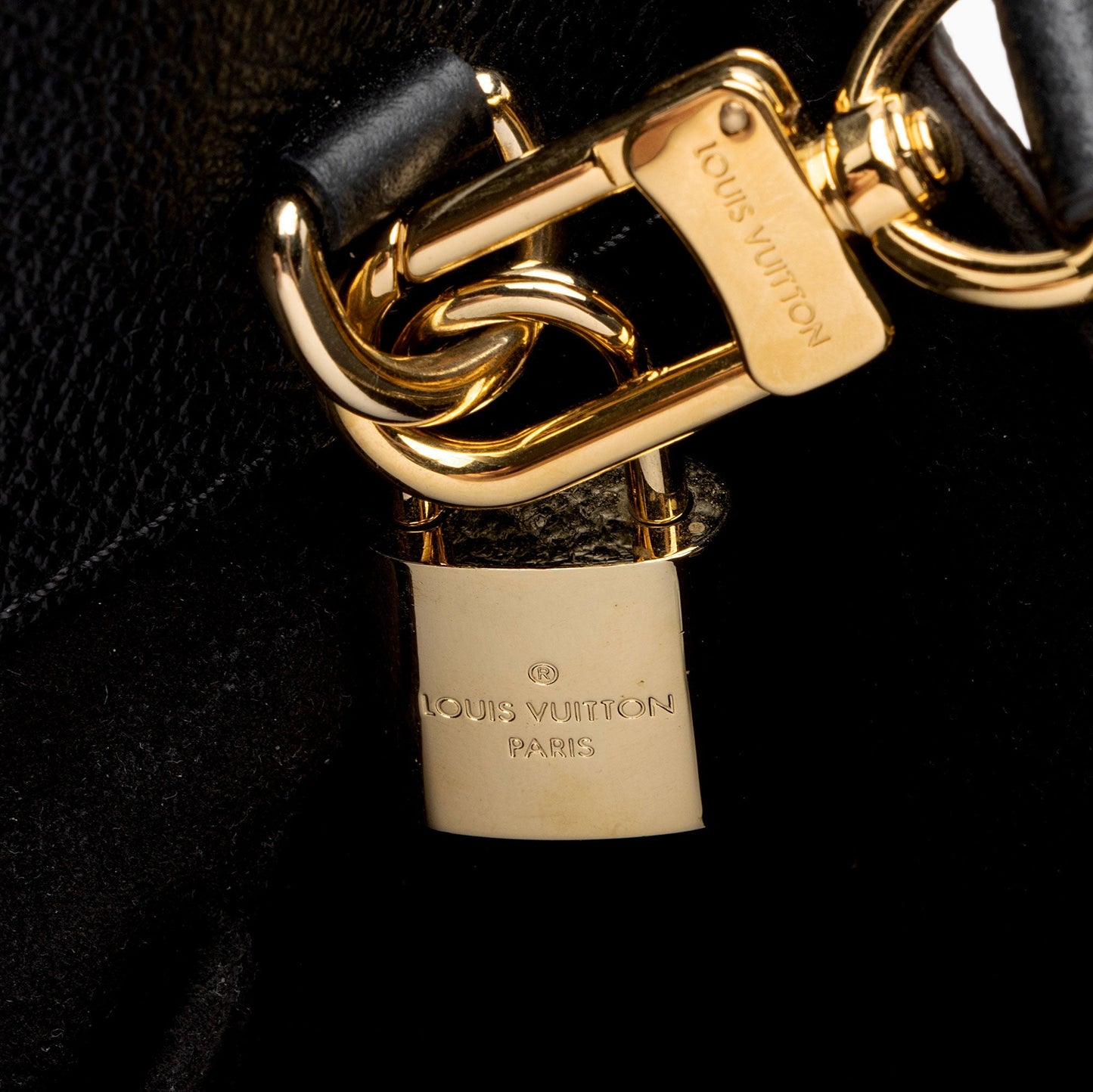 Louis Vuitton Monogram Canvas Venus Satchel (SHF-lGS5VZ)