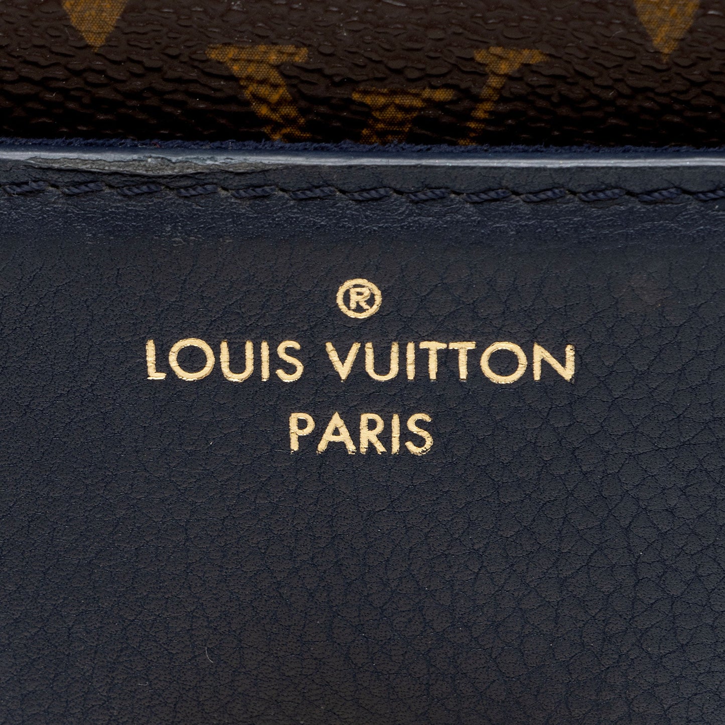 Louis Vuitton Monogram Canvas Victoire Chain Bag (SHF-hHsZ0l)