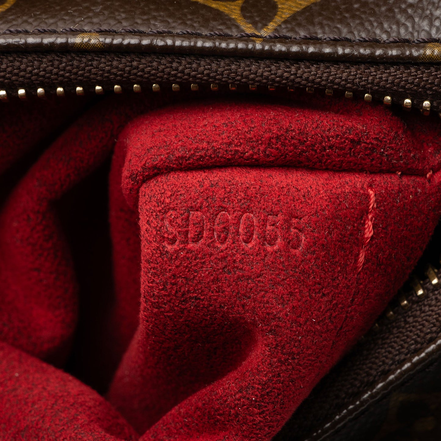 Louis Vuitton Monogram Canvas Viva Cite MM Shoulder Bag (SHF-m3qw2r)