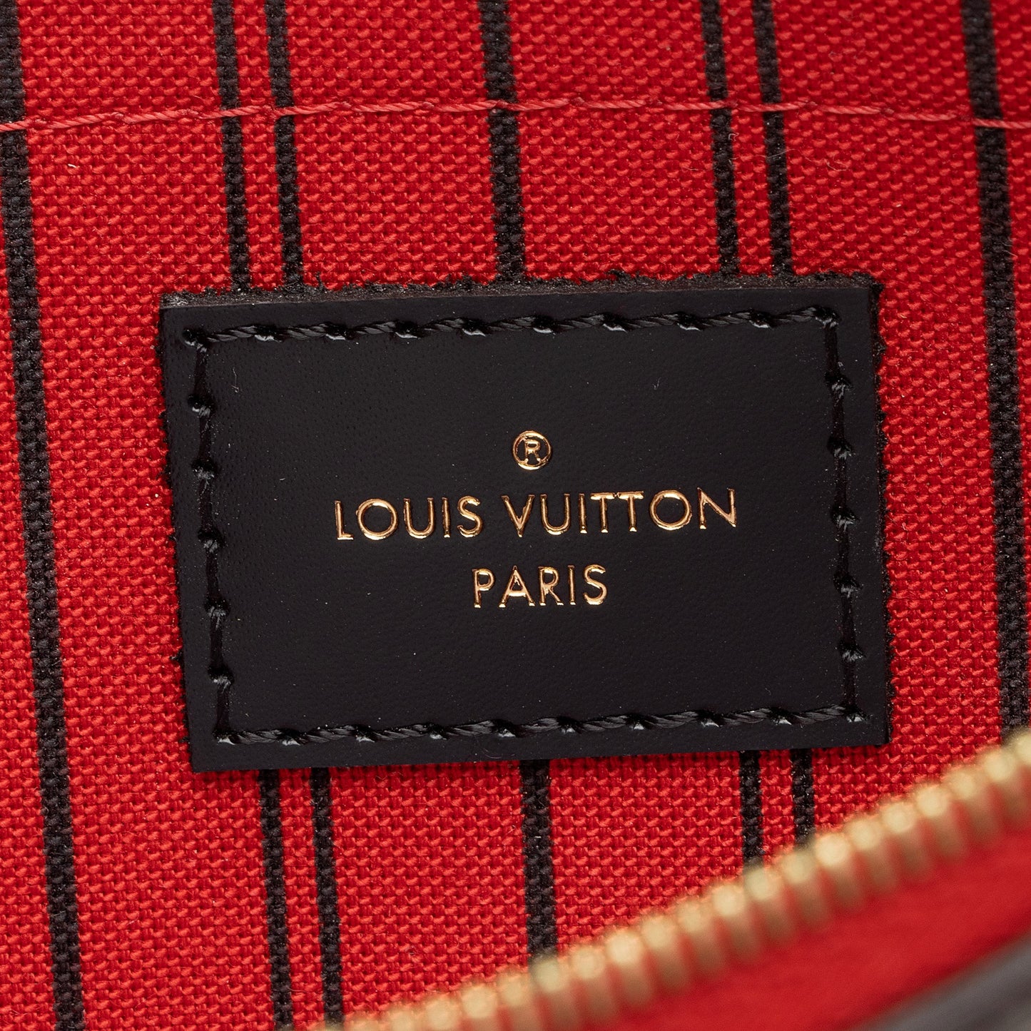 Louis Vuitton Monogram Canvas World Tour Pochette (SHF-23069)