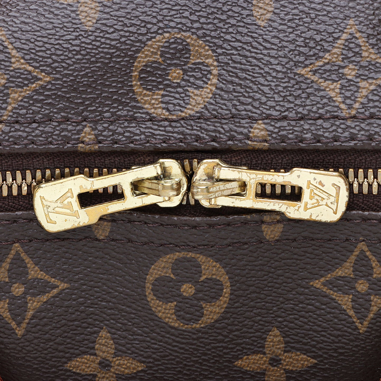 Louis Vuitton Monogram Canvas World Tour Speedy Bandouliere 30 Satchel (SHF-BIQxNQ)